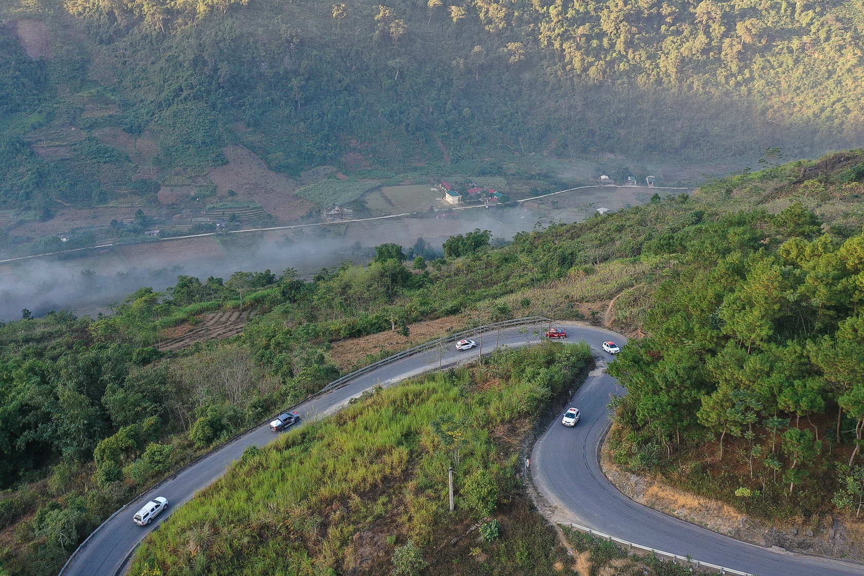Vinfast chinh phuc Ha Giang anh 26