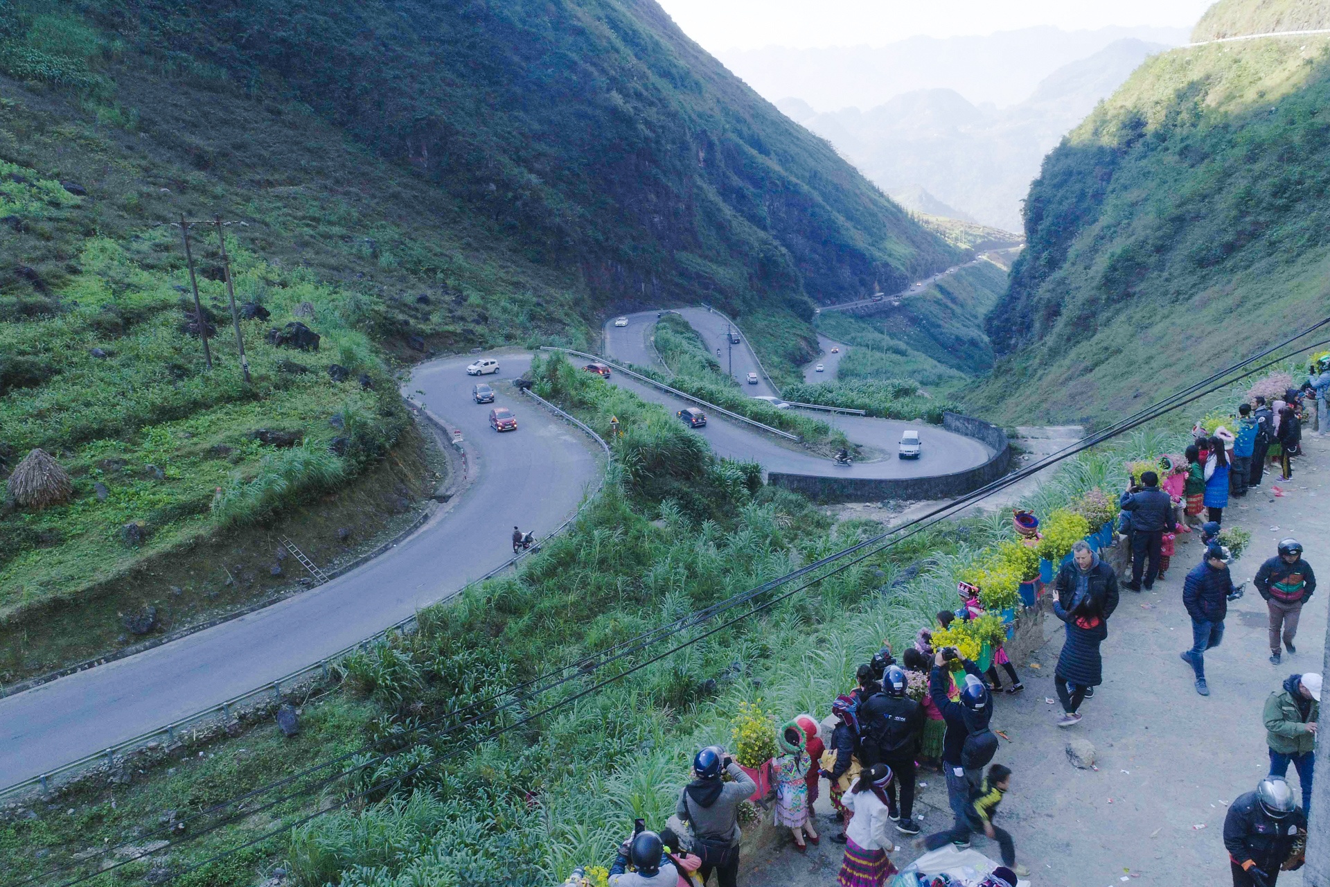 Vinfast chinh phuc Ha Giang anh 30