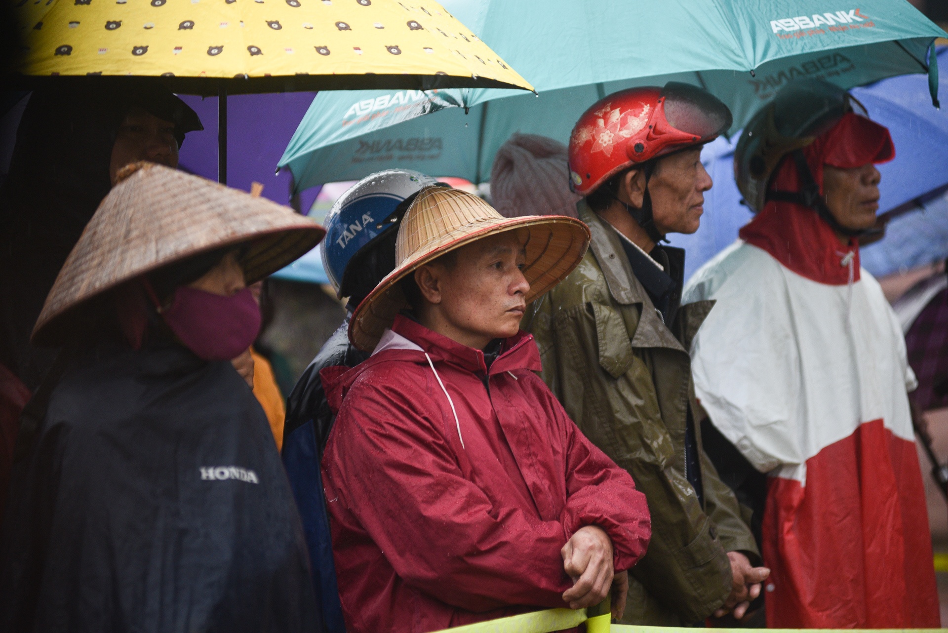 Tuyen an vu sat hai Nu sinh gaio ga anh 2