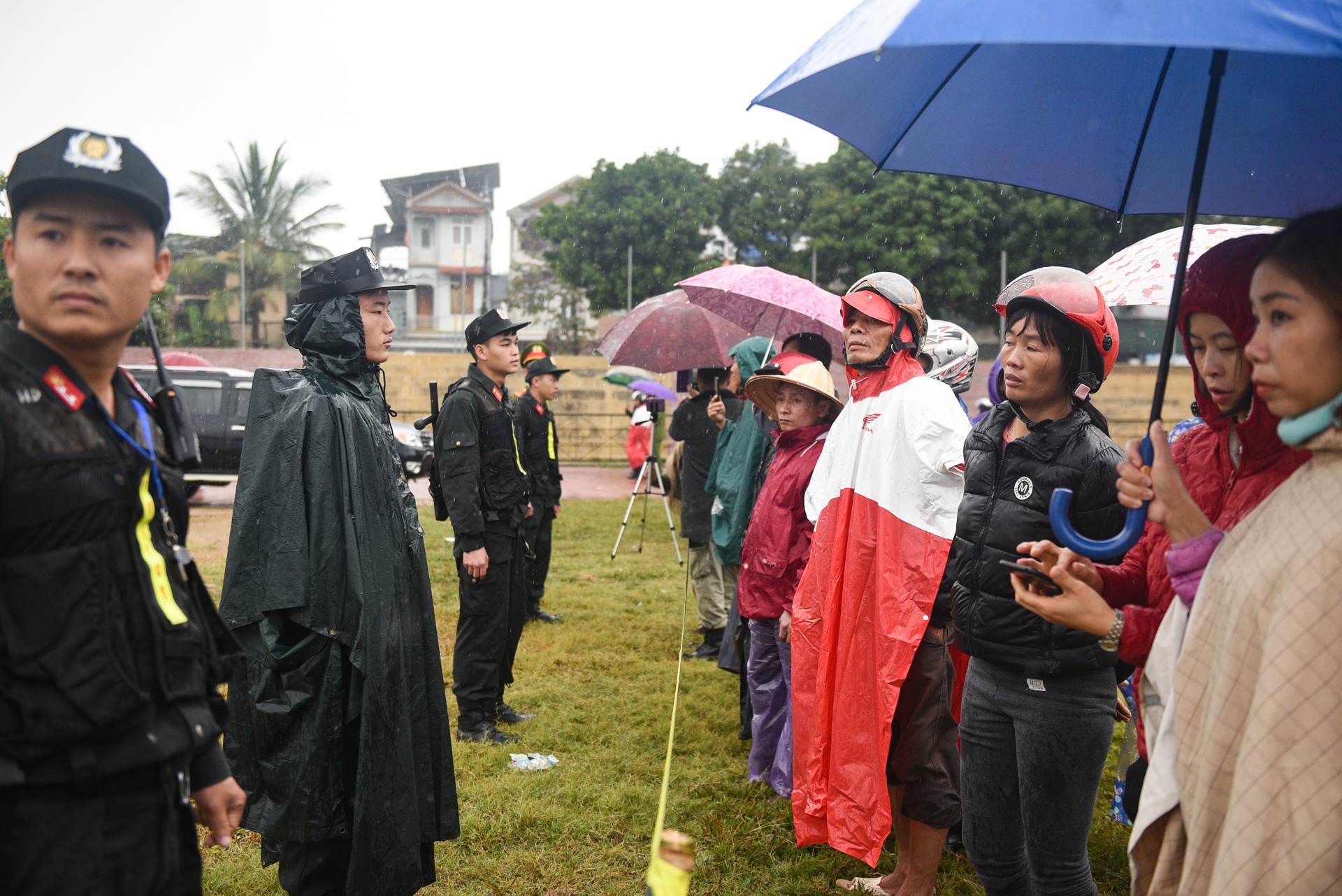 Tuyen an vu sat hai Nu sinh gaio ga anh 8
