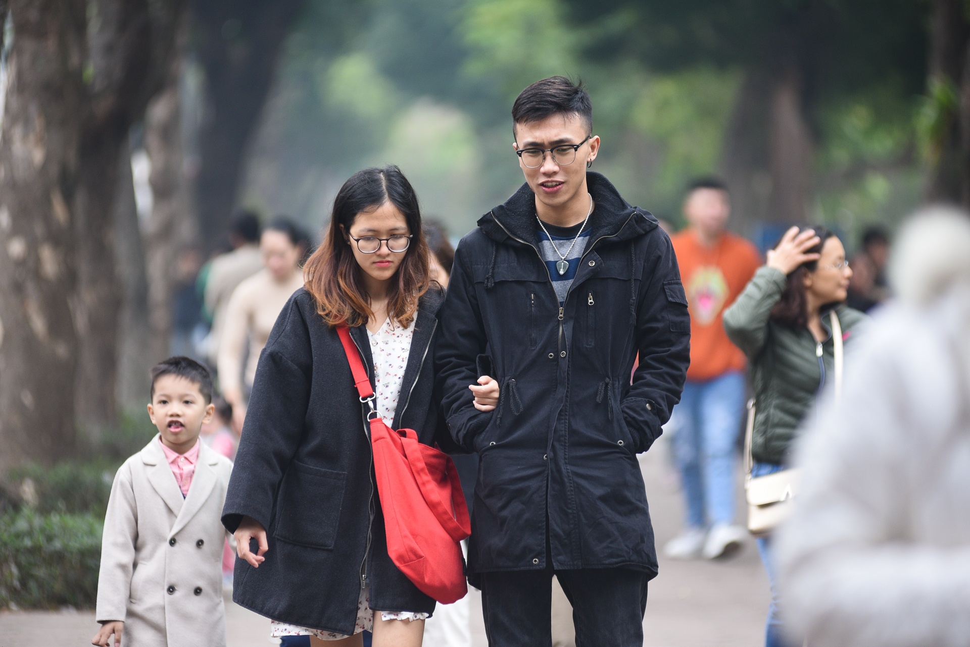 Gioi tre Ha Noi xuong pho don Tet Duong lich anh 6