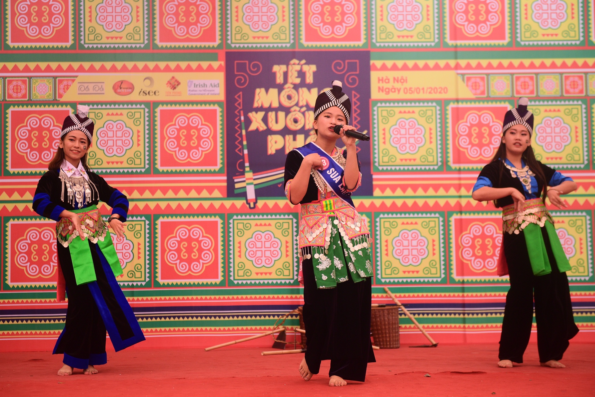 Tet Mong xuong pho anh 5