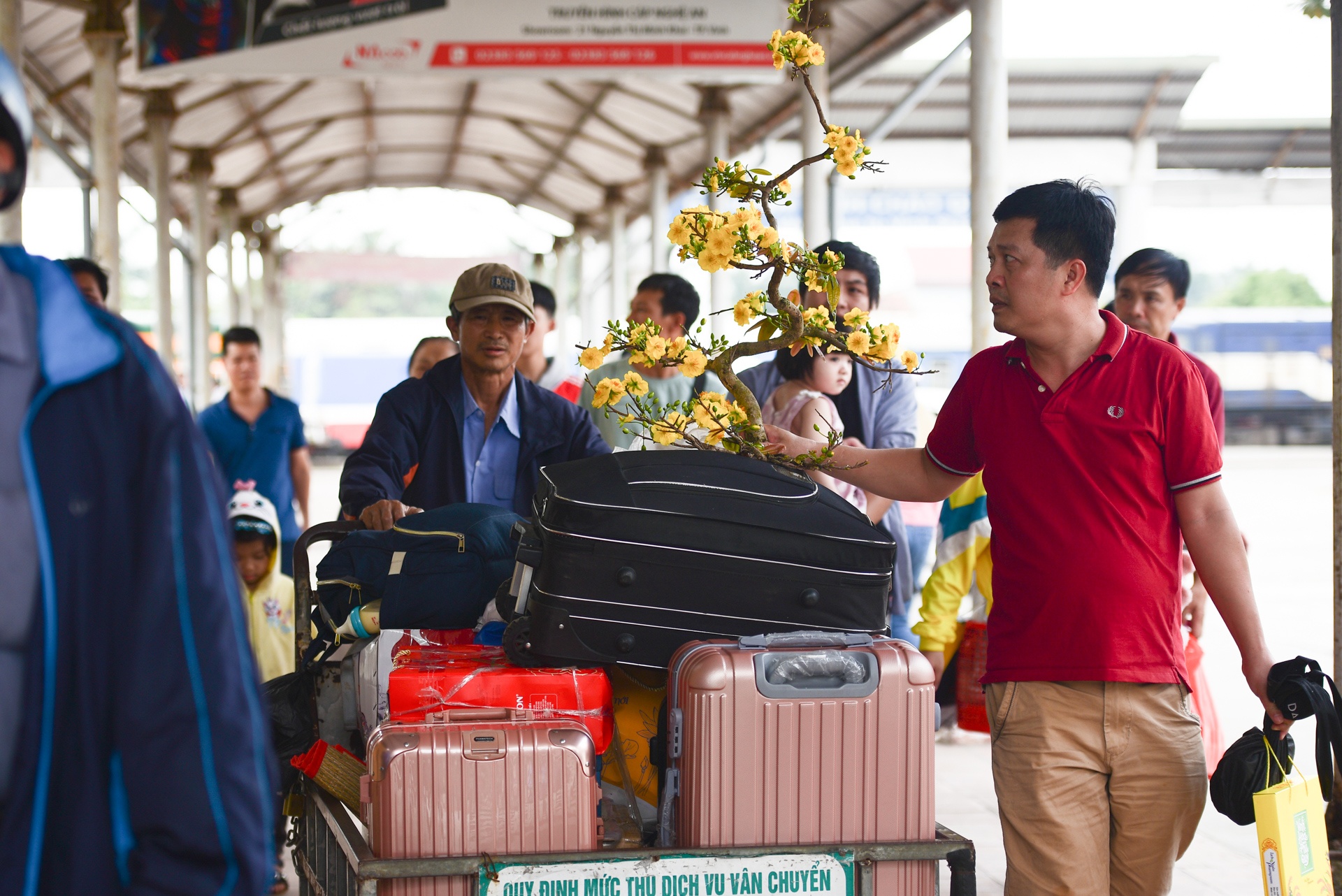 chuyen tau cuoi nam Ky Hoi anh 11