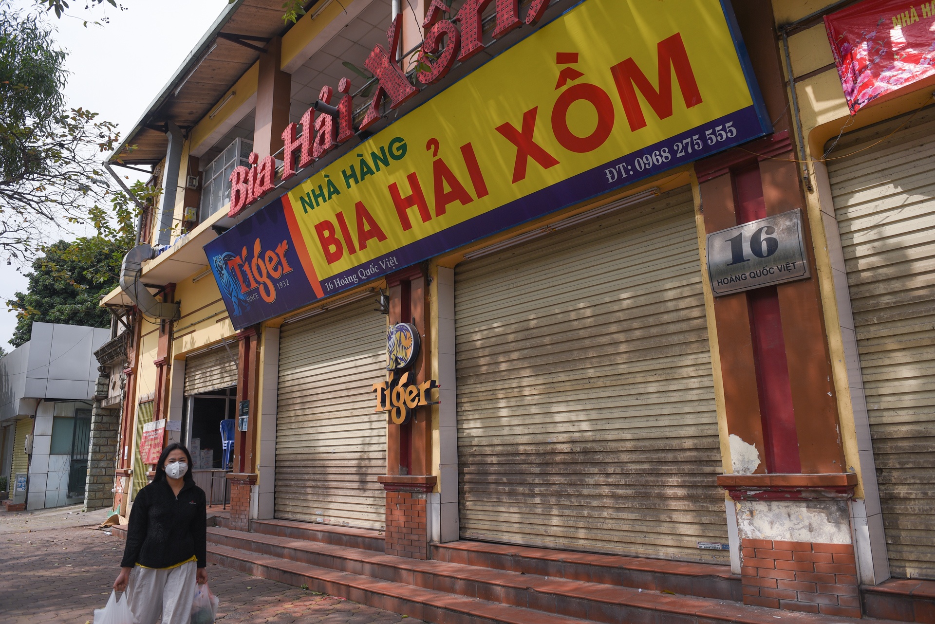 Bia hơi ế ẩm trong dịch virus corona ảnh 9 Bia hoi e am trong dich virus corona anh 9