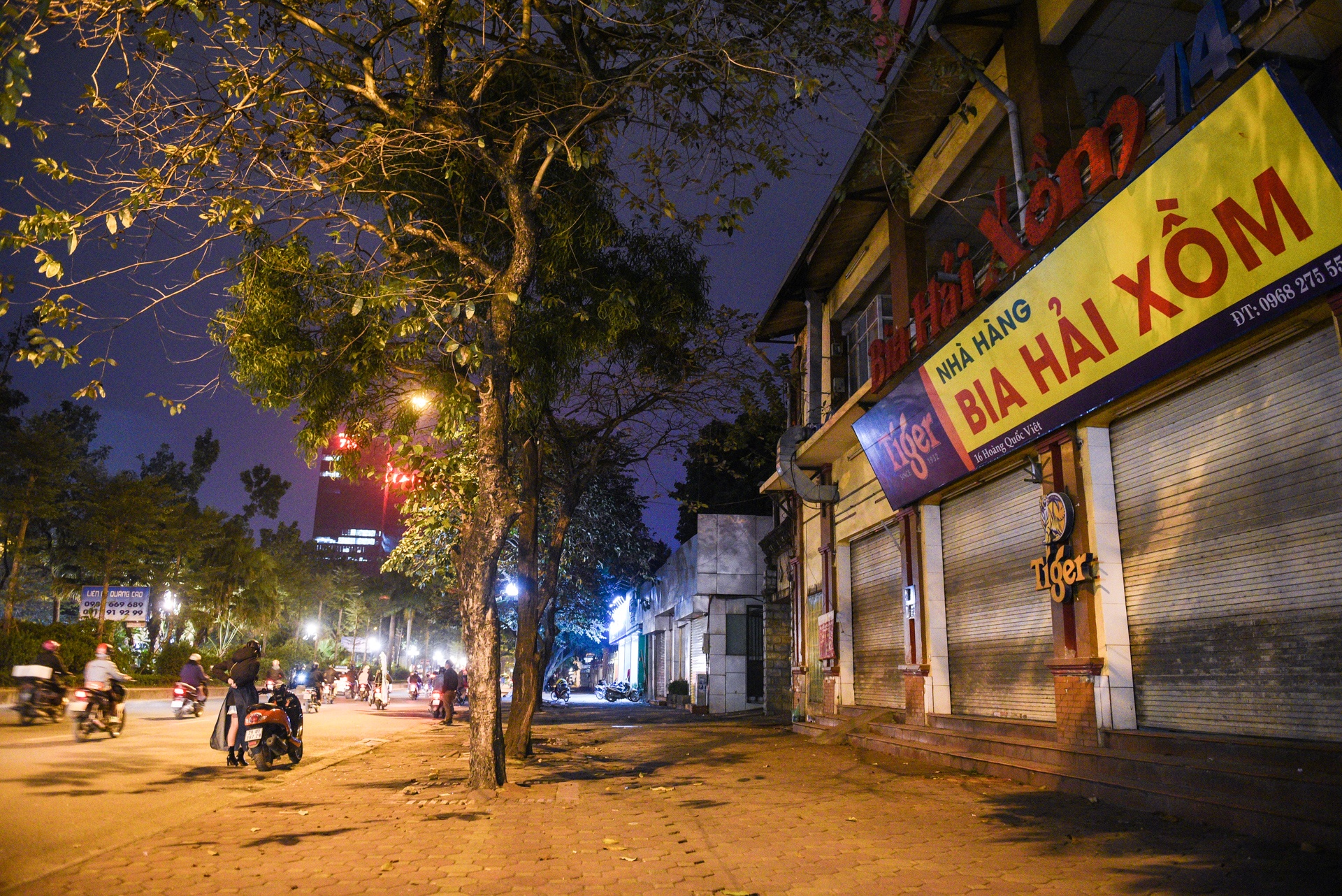 Bia hơi ế ẩm trong dịch virus corona ảnh 10 Bia hoi e am trong dich virus corona anh 10