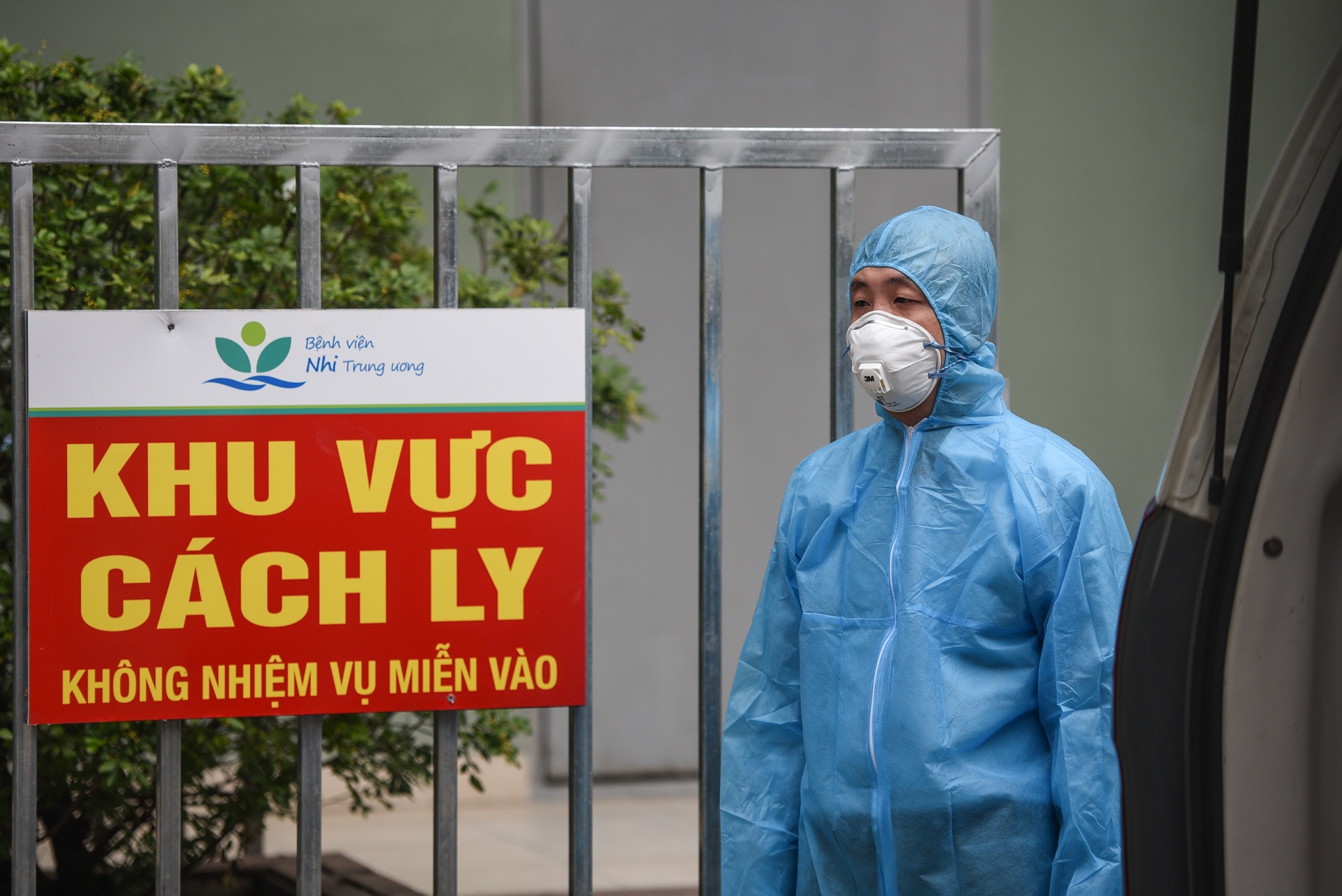 benh nhan nho tuoi nhat nhiem Covid019 ra vien anh 5