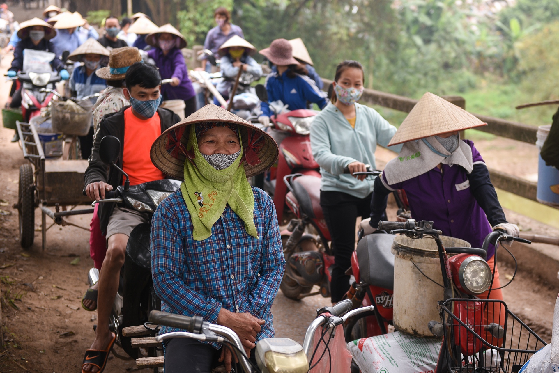 Tâm dịch virus corona Sơn Lôi ảnh 24 Tam dich virus corona Son Loi anh 24