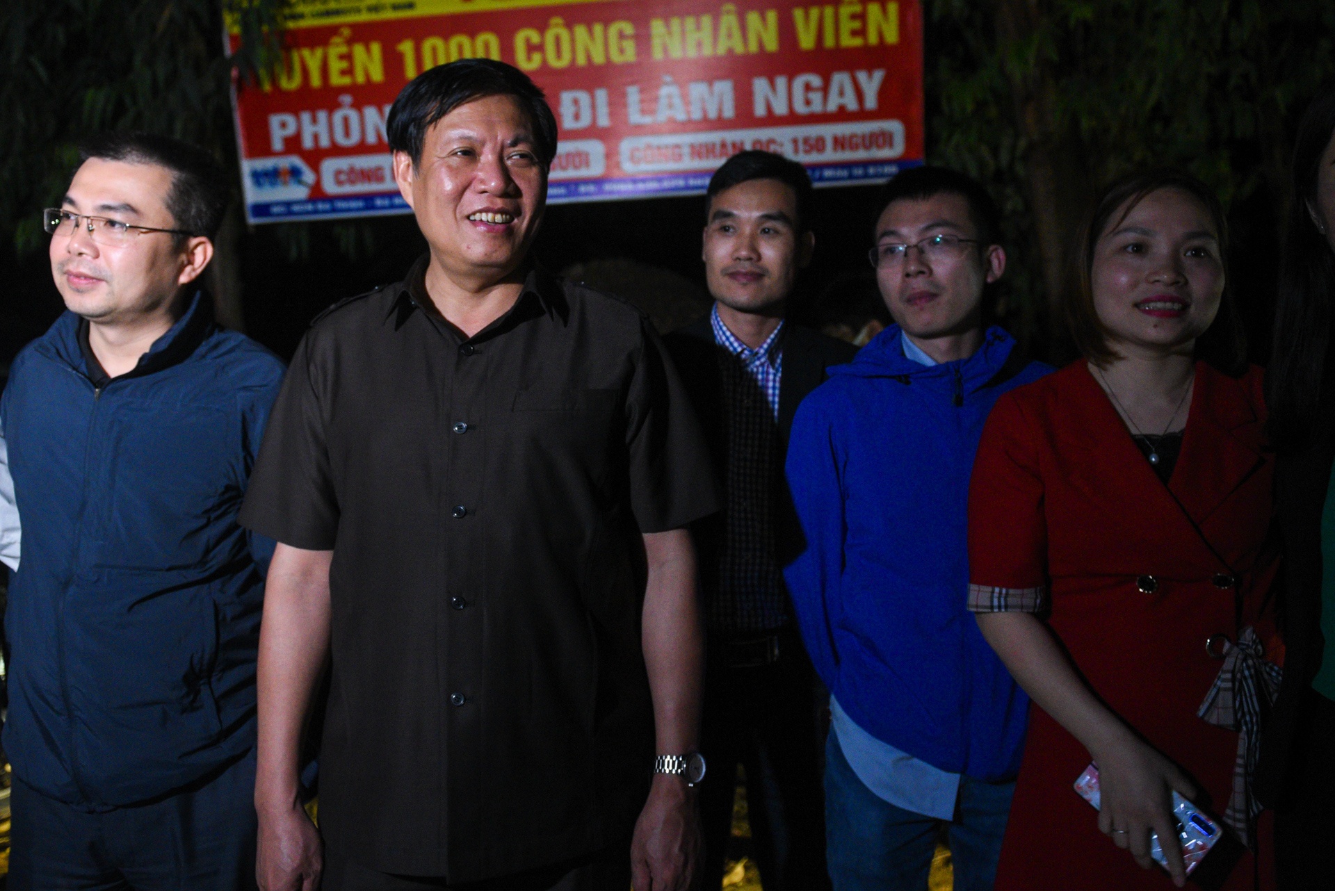 Son Loi ket thuc cach ly anh 4