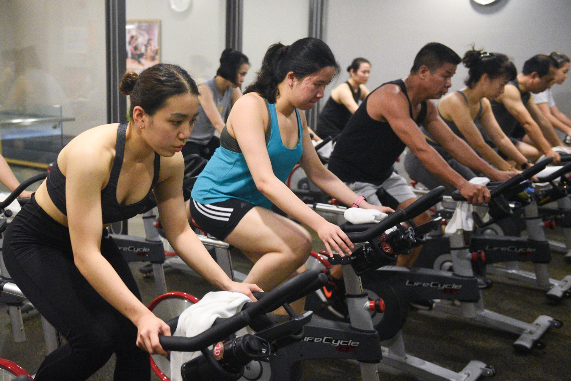 phong gym mua dich covid-19 anh 1