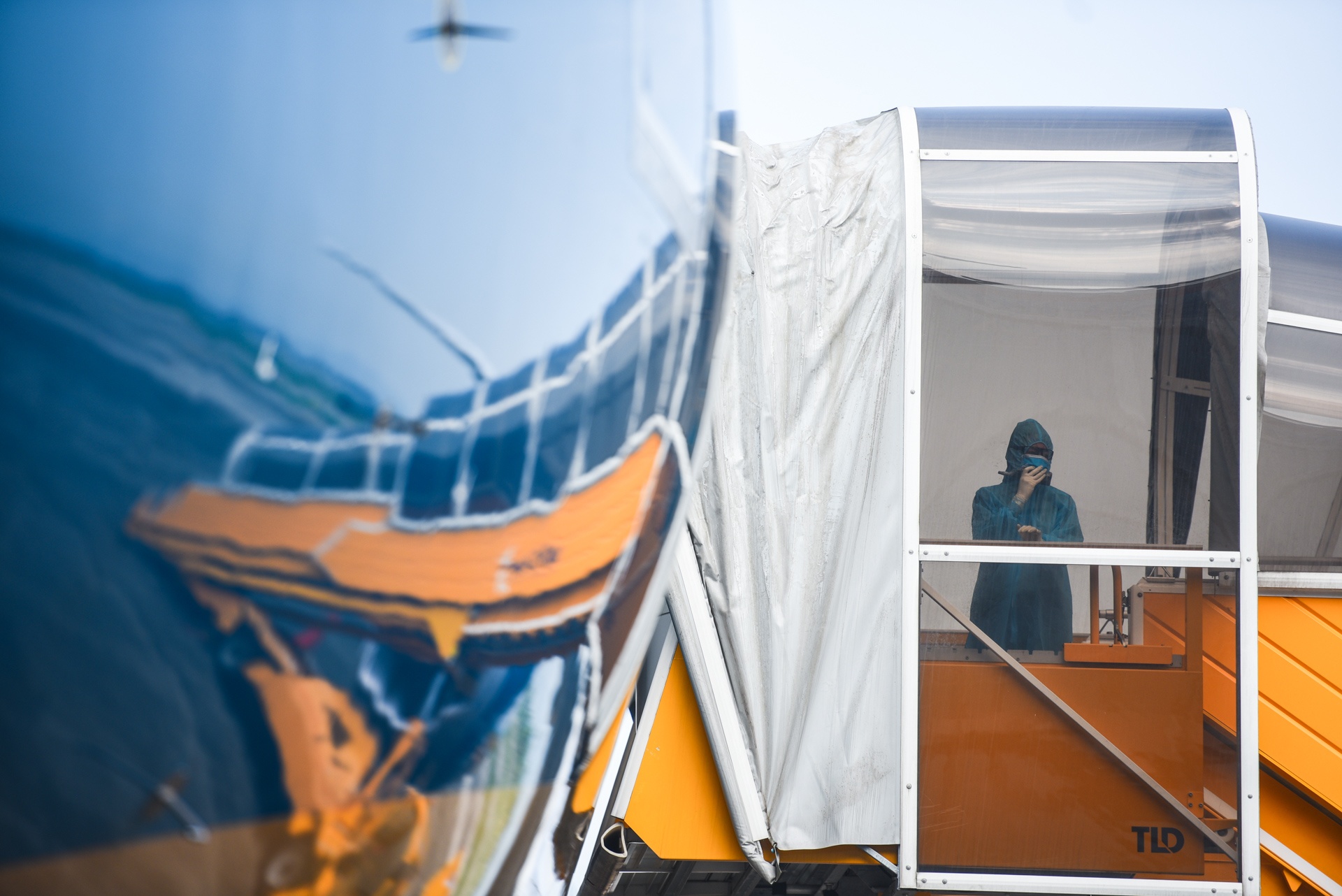 du hoc sinh tu vung dich tro ve anh 2