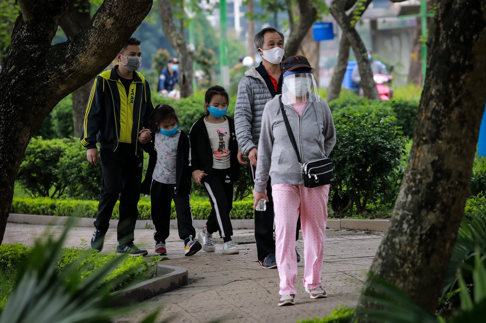 nguoi dan treo rao tap the duc anh 10