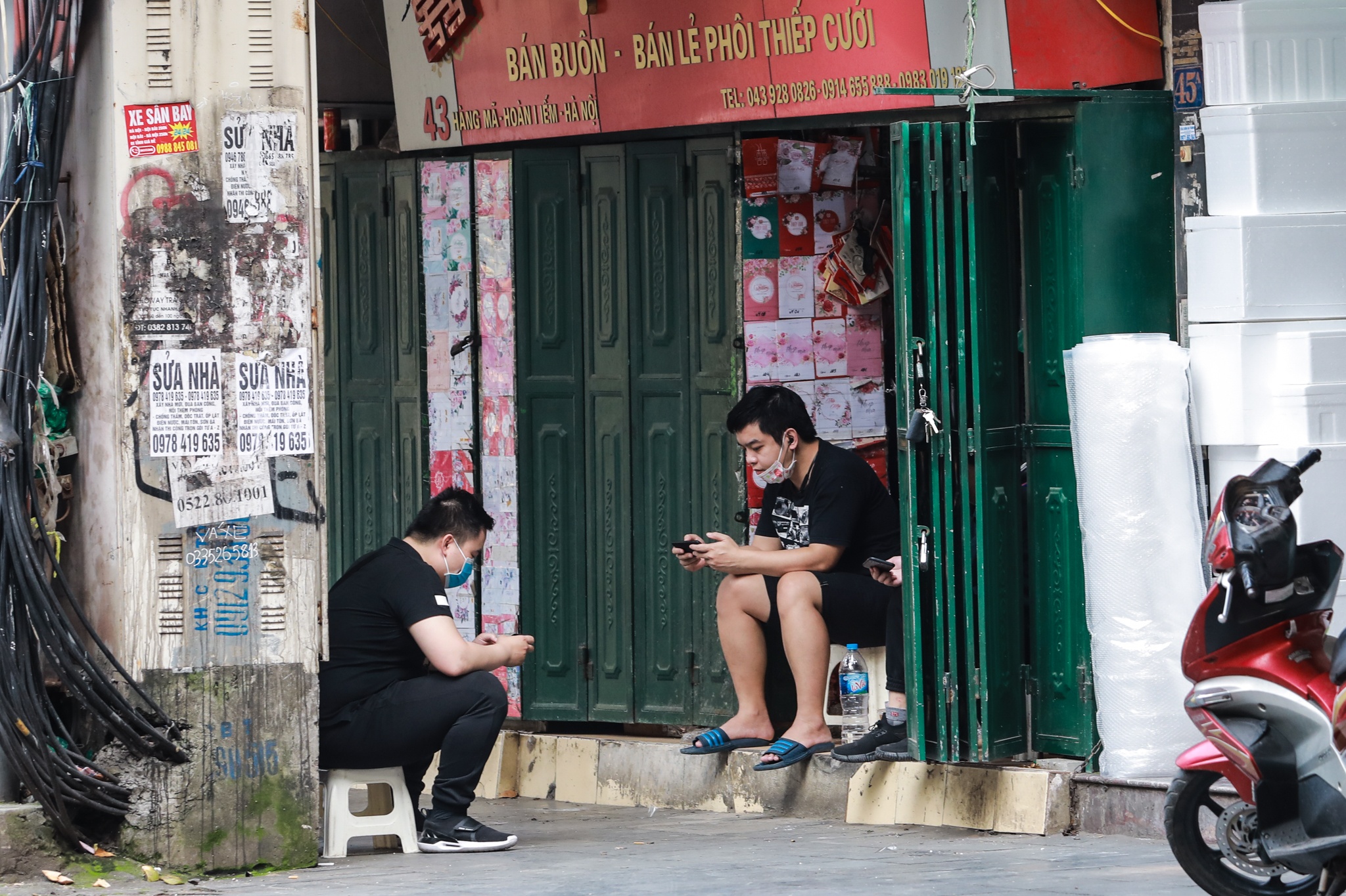 hang quan doi pho cach ly xa hoi anh 9