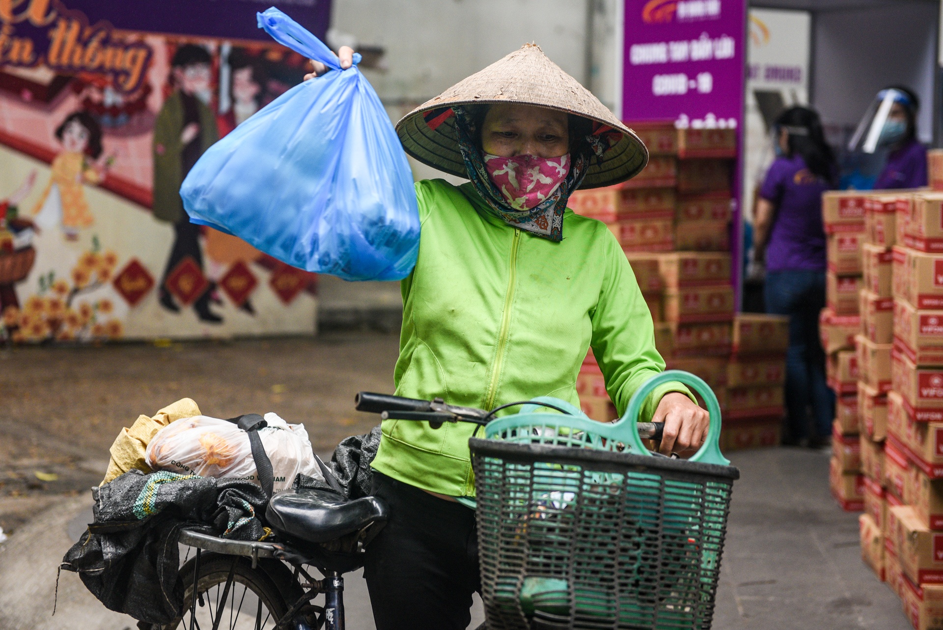 ATM mi tom phat mien phi 100.000 goi anh 4