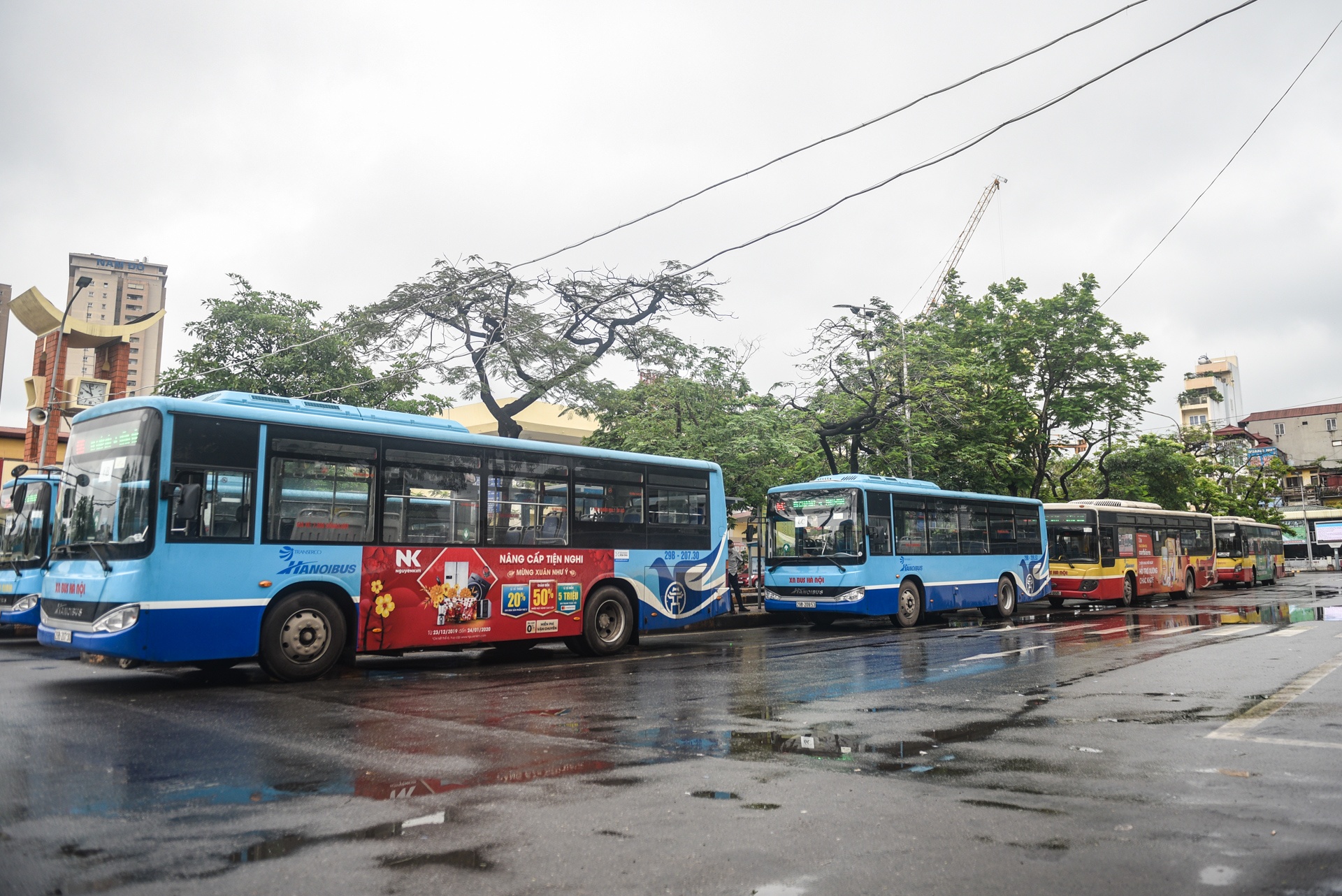 Ha Noi un tac trong ngay dau dung cach ly anh 7