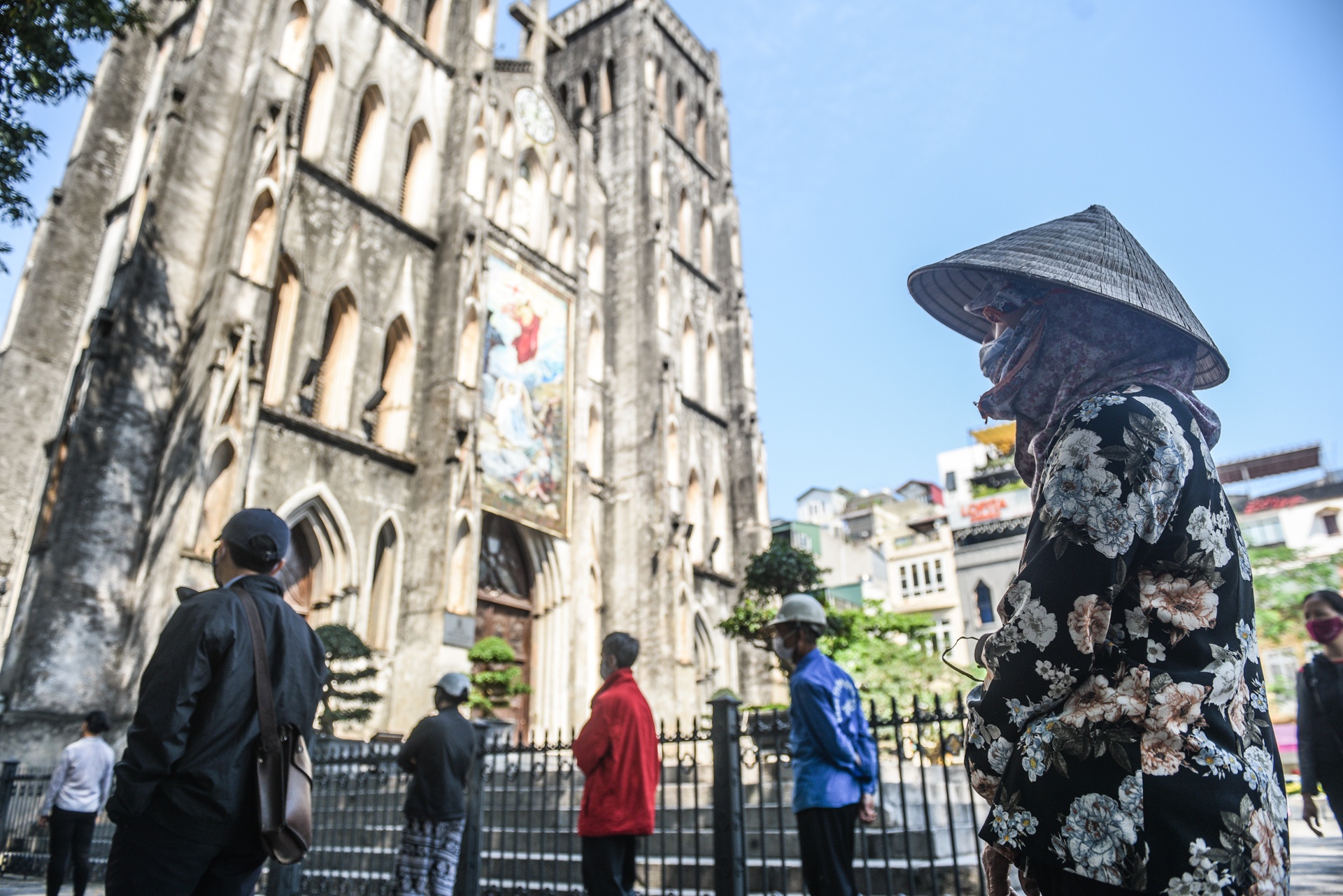 nha tho lon phat gao mien phi anh 1