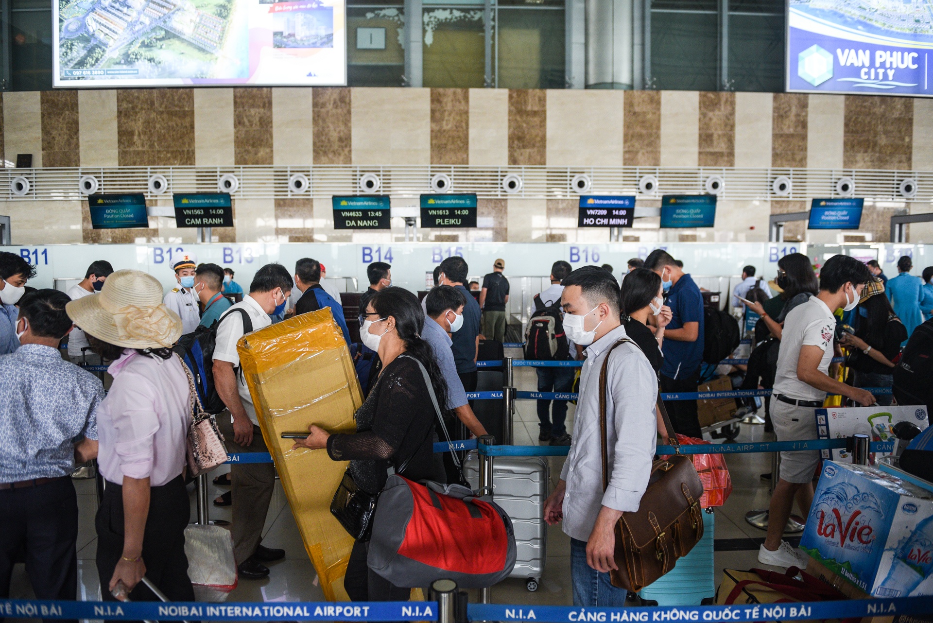 San bay Noi Bai anh 1