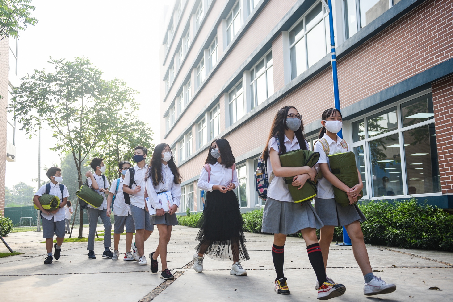 học sinh đi học trở lại sau dịch covid-19 ảnh 2 hoc sinh di hoc tro lai sau dich covid-19 anh 2