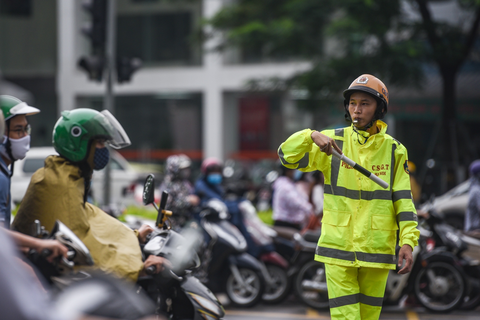 Ha Noi tac duong trong mua lon anh 8