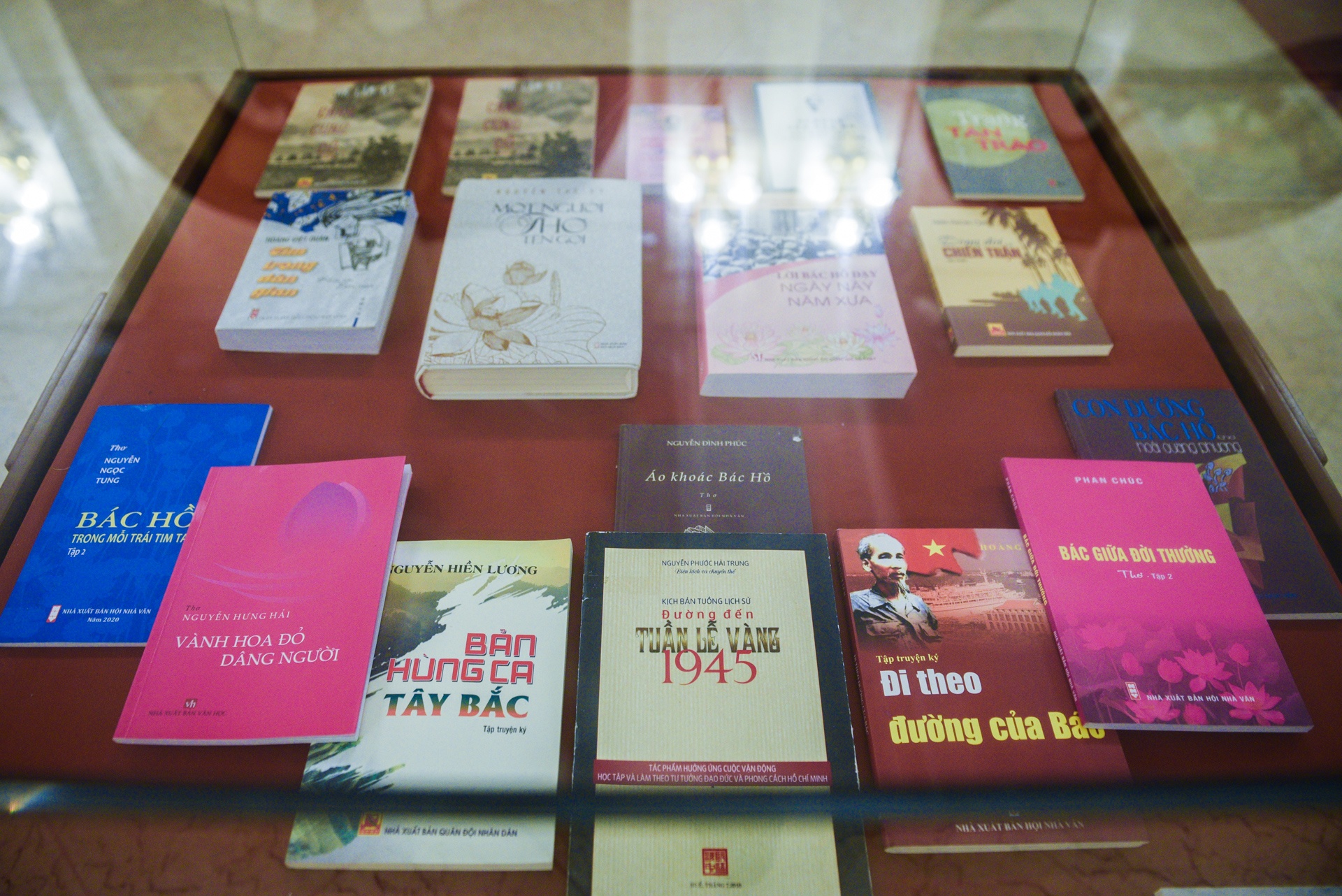 Trao giai thuong hoc tap va lam theo Bac anh 7