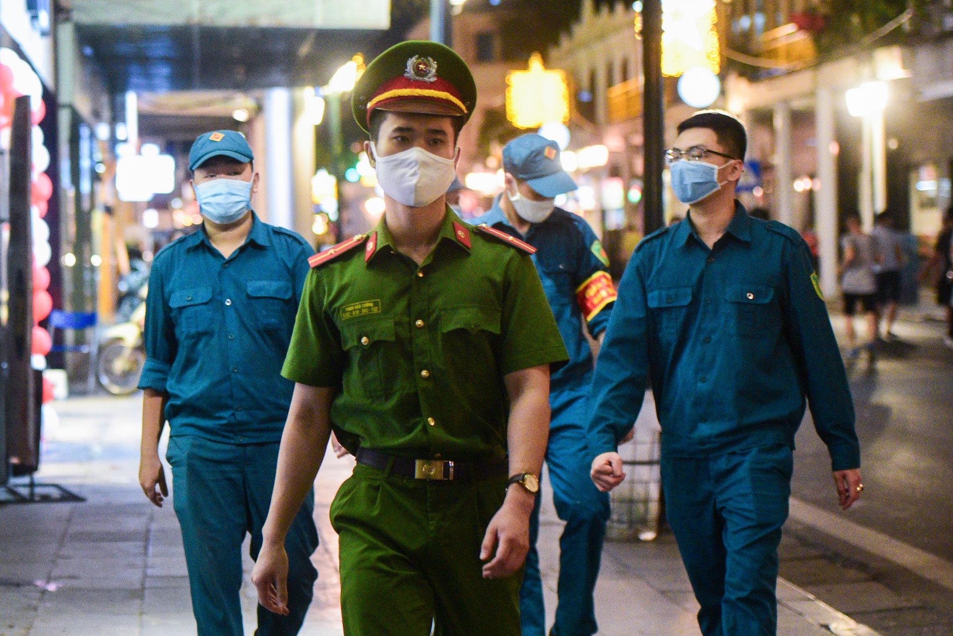 Pho di bo Ho Guom hoat dong tro lai anh 4