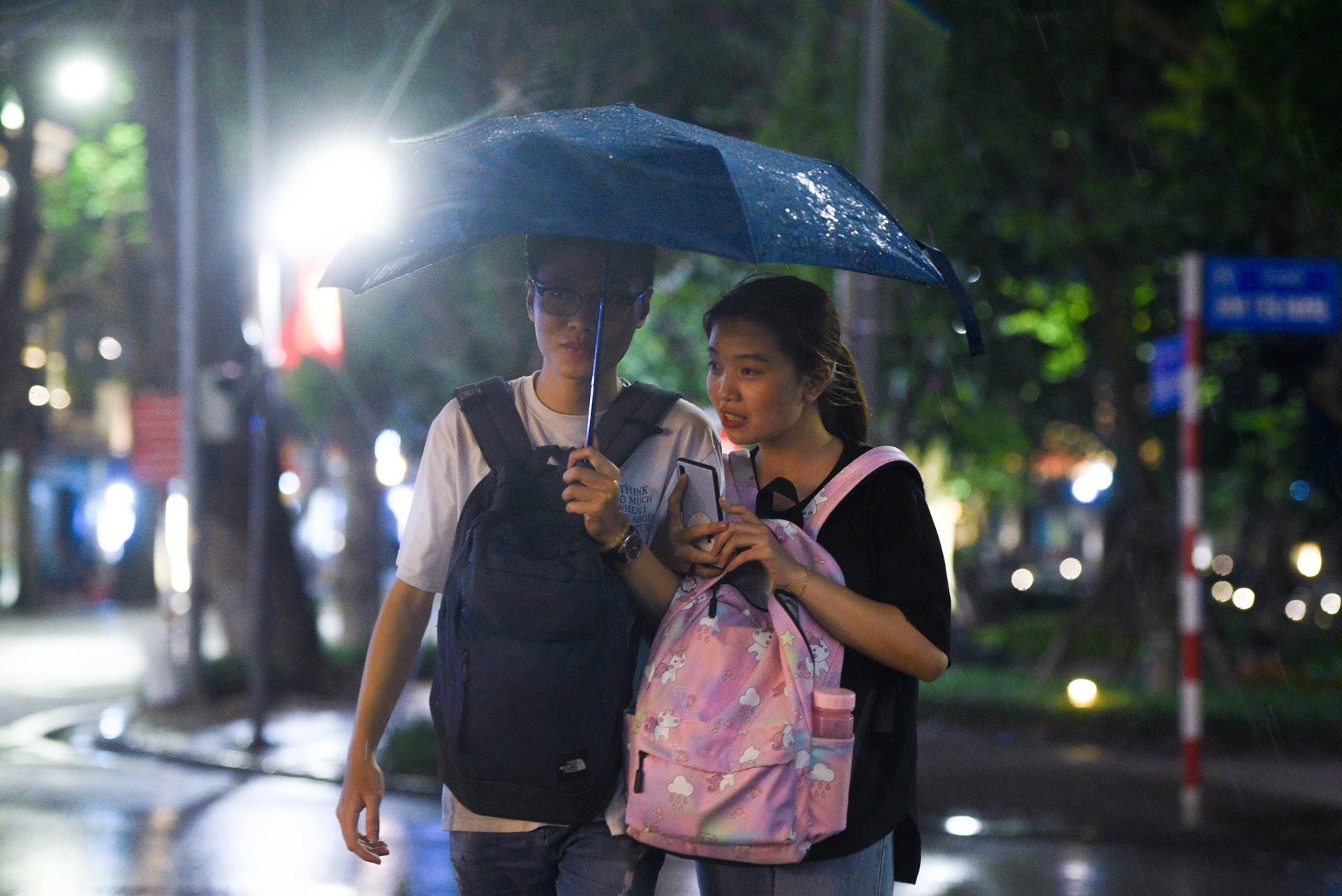 Pho di bo Ho Guom hoat dong tro lai anh 9