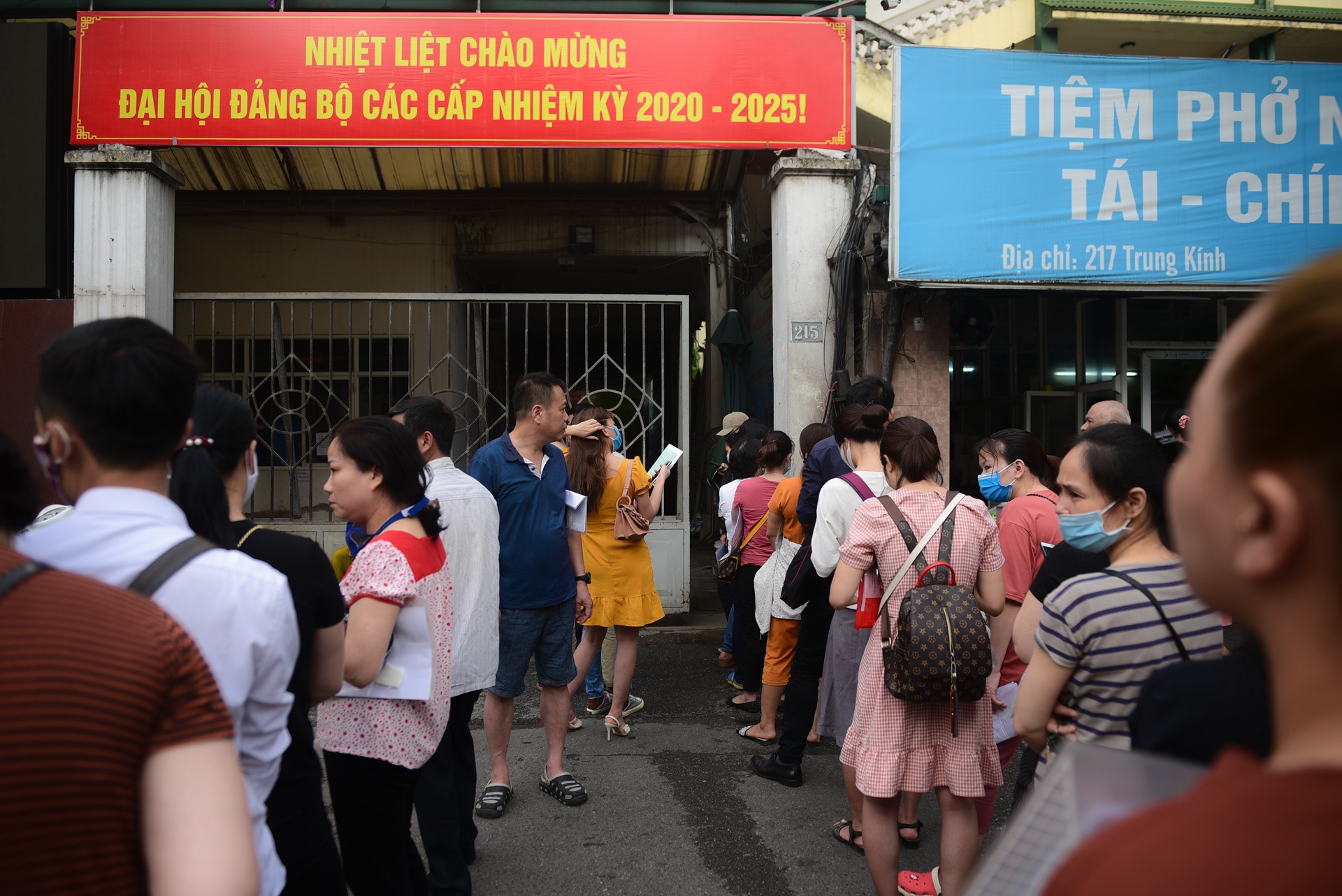 xep hang cho nhan ho tro that nghiep anh 1