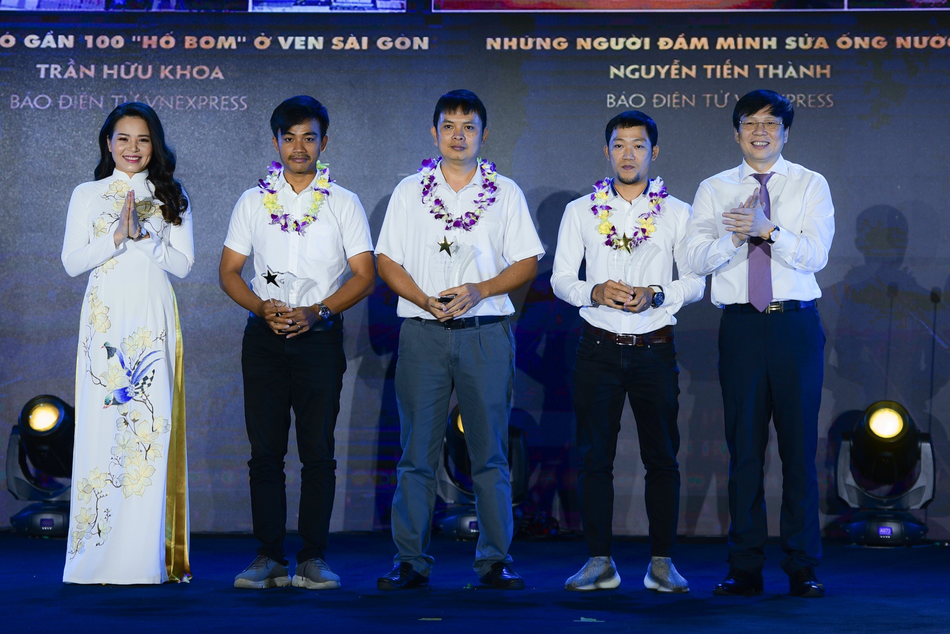 Anh zing lot top 10 khoanh khac bao chi anh 3