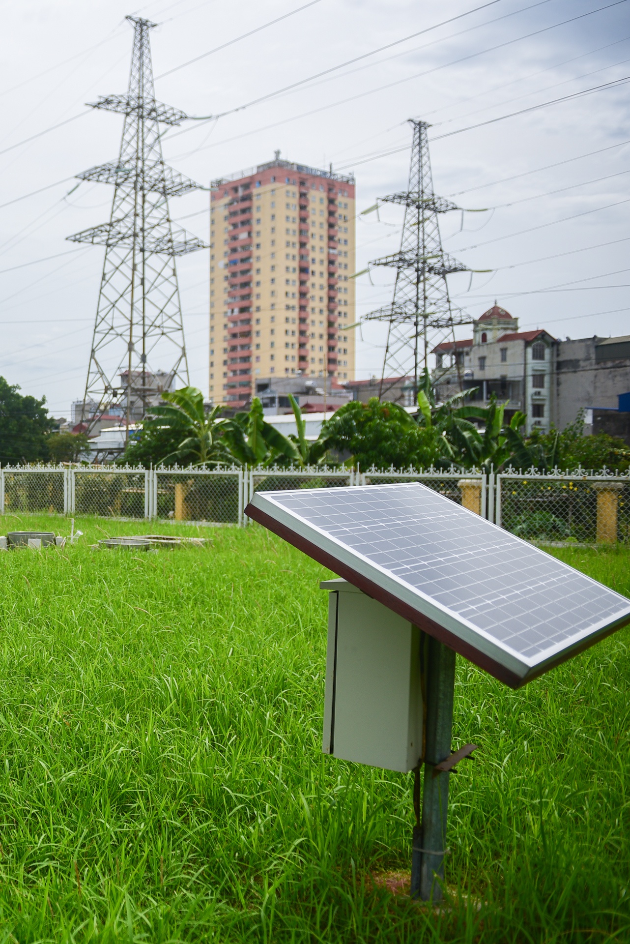 nhân viên khí tượng trong ngày nắng 40 độ C ảnh 6 nhan vien khi tuong trong ngay nang 40 do C anh 6