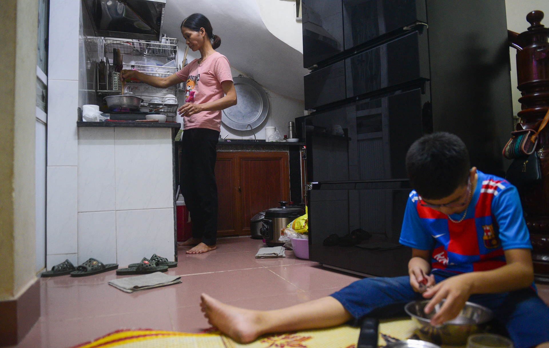 nhân viên khí tượng trong ngày nắng 40 độ C ảnh 17 nhan vien khi tuong trong ngay nang 40 do C anh 17