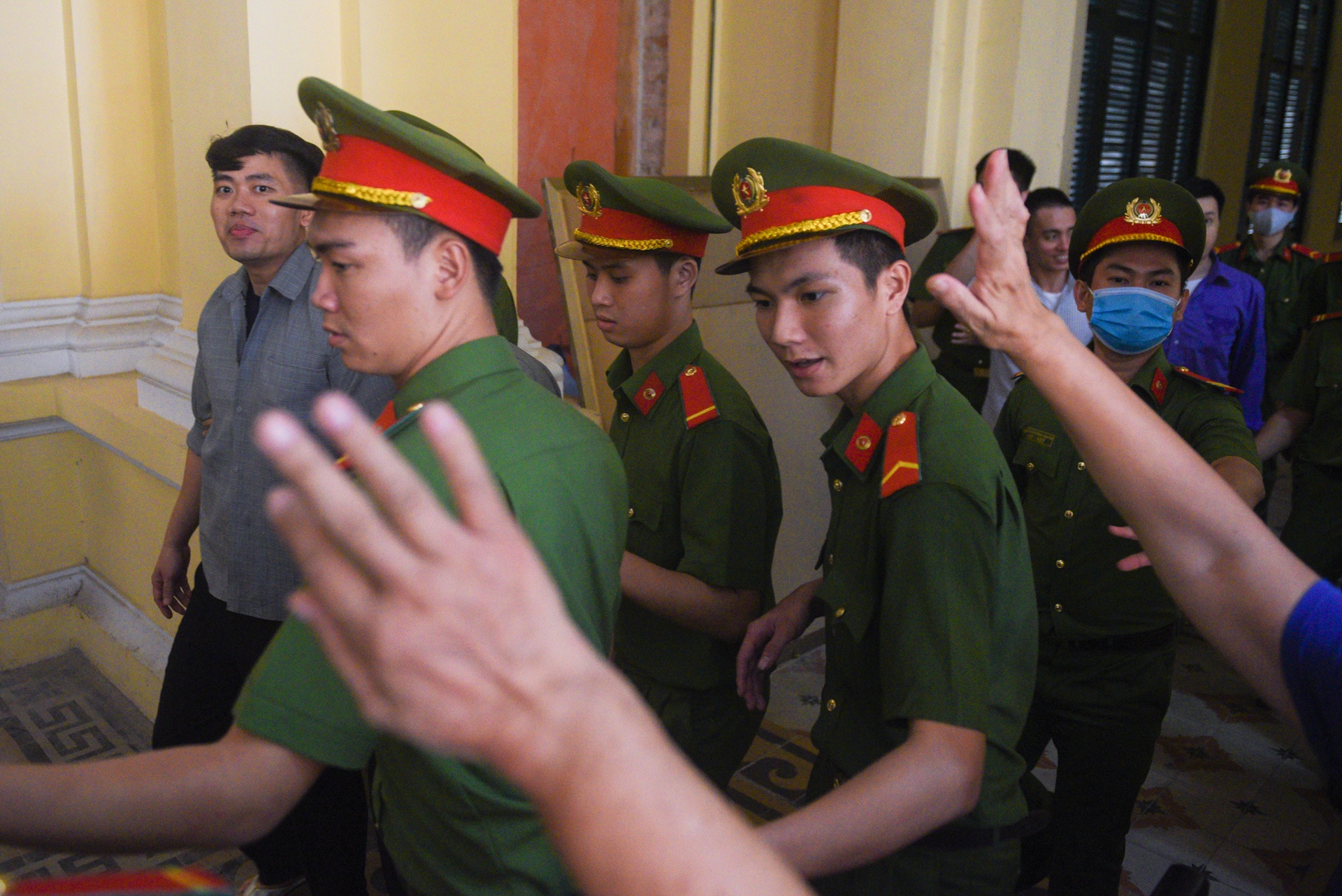 hoãn phiên xử Ngọc Miu ảnh 1 hoan phien xu Ngoc Miu anh 1