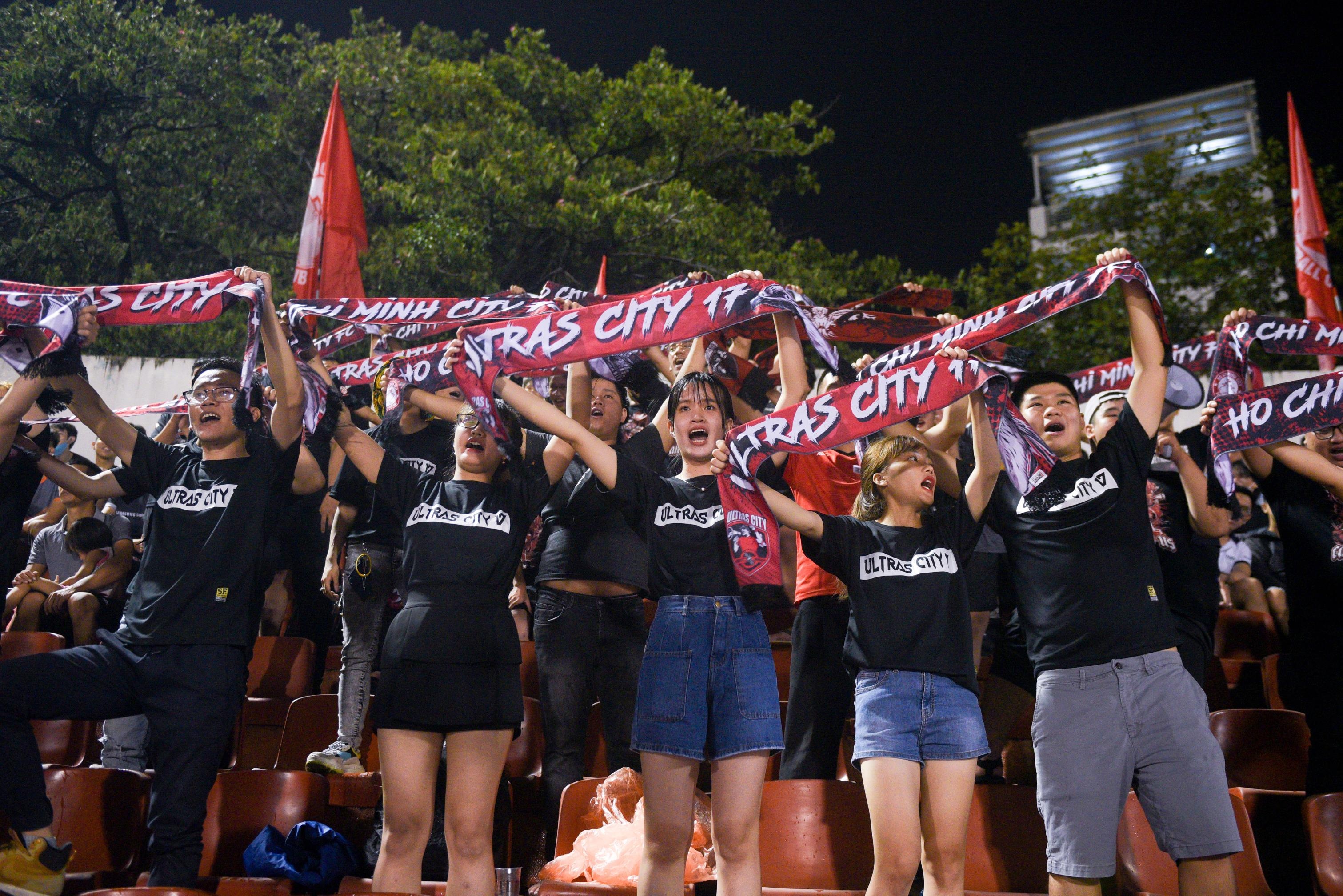 tran cau sieu kinh dien anh 7