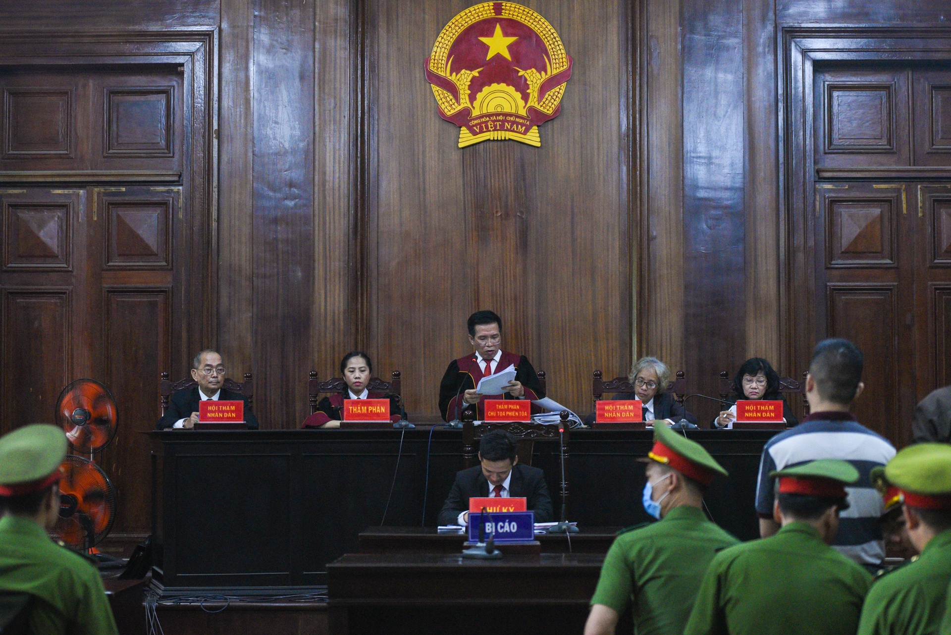 vu an Ngoc Miu anh 1