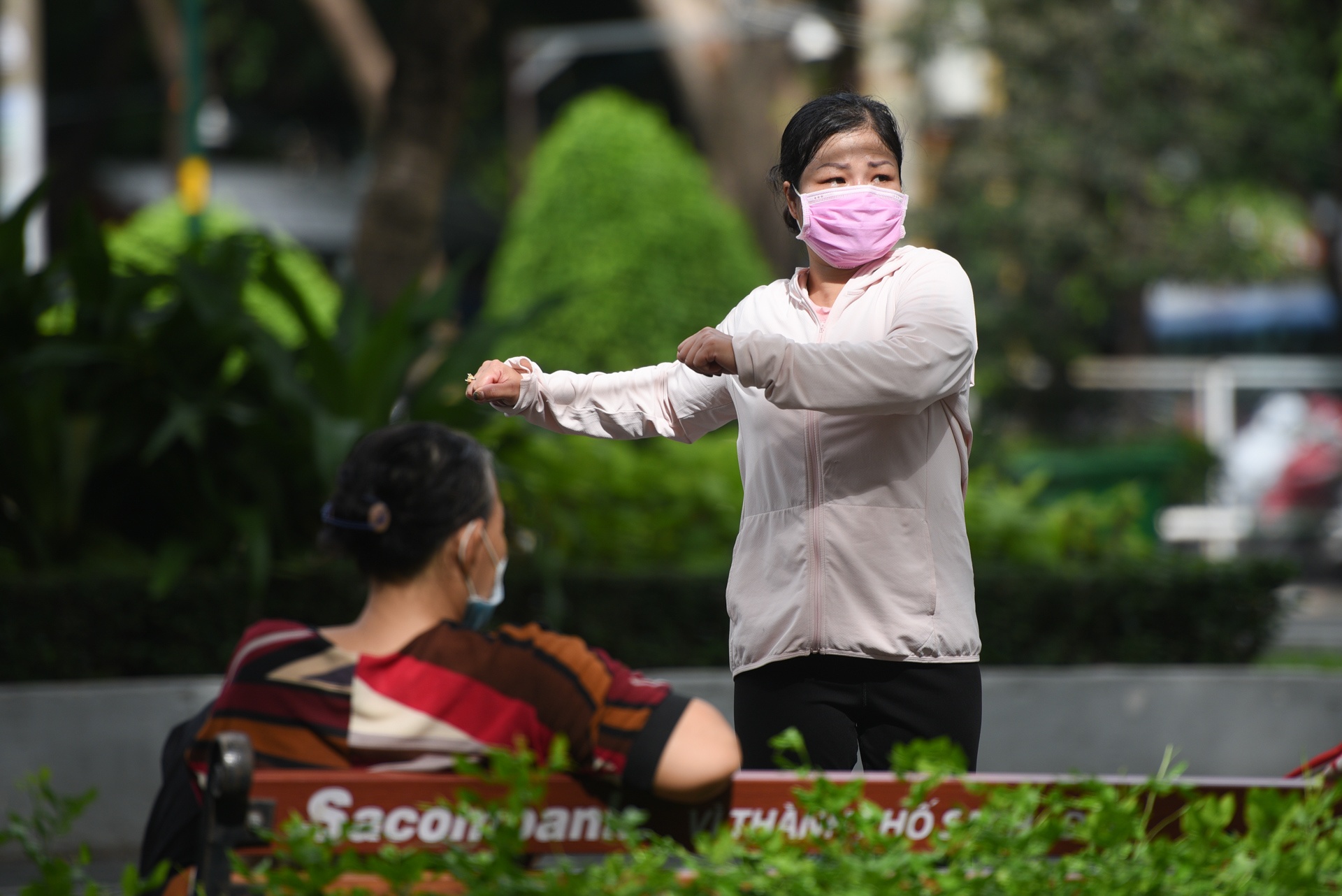 xu phat nguoi khong deo khau trang anh 4