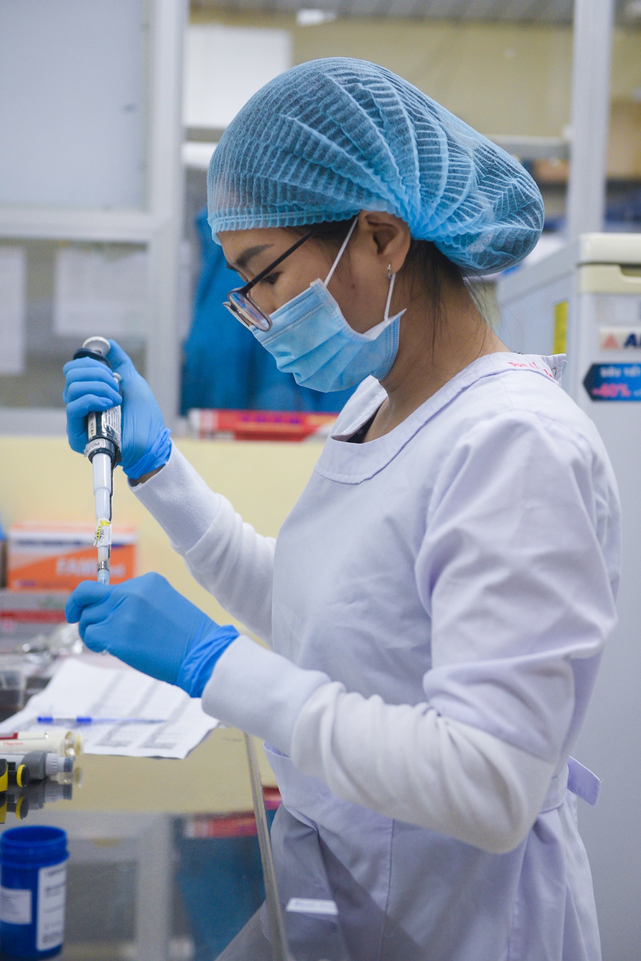 xet nghiem Covid-19 anh 24