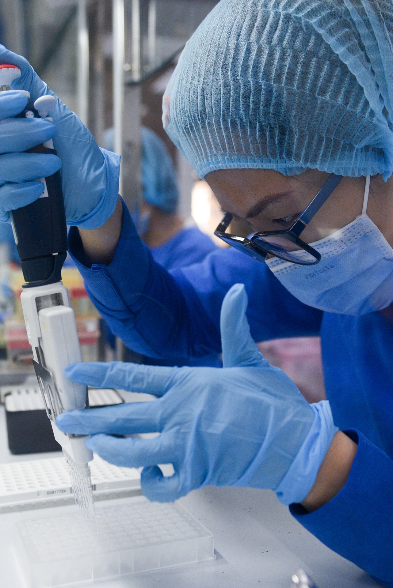 xet nghiem Covid-19 anh 12