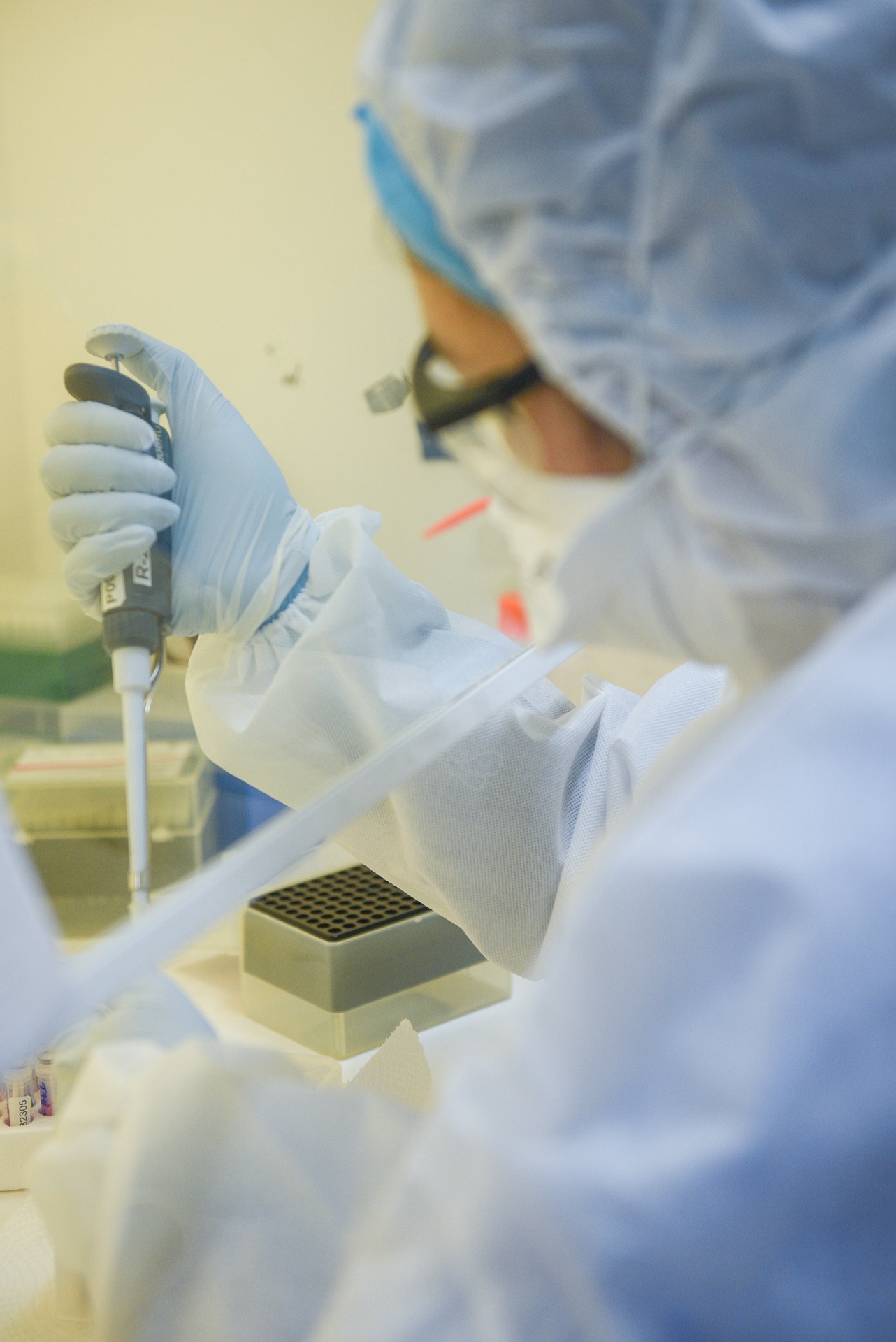 xet nghiem Covid-19 anh 16