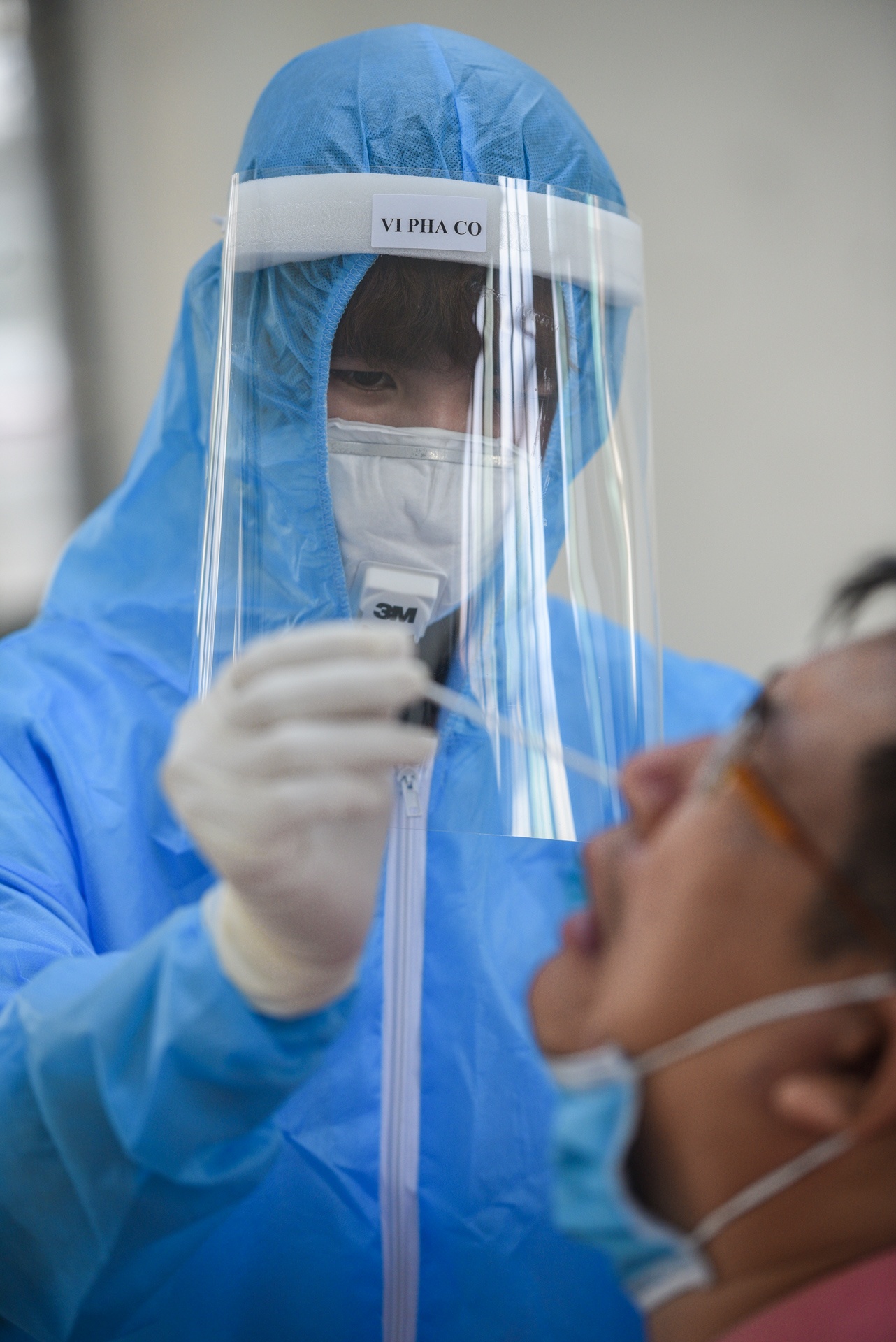 xet nghiem Covid-19 anh 2