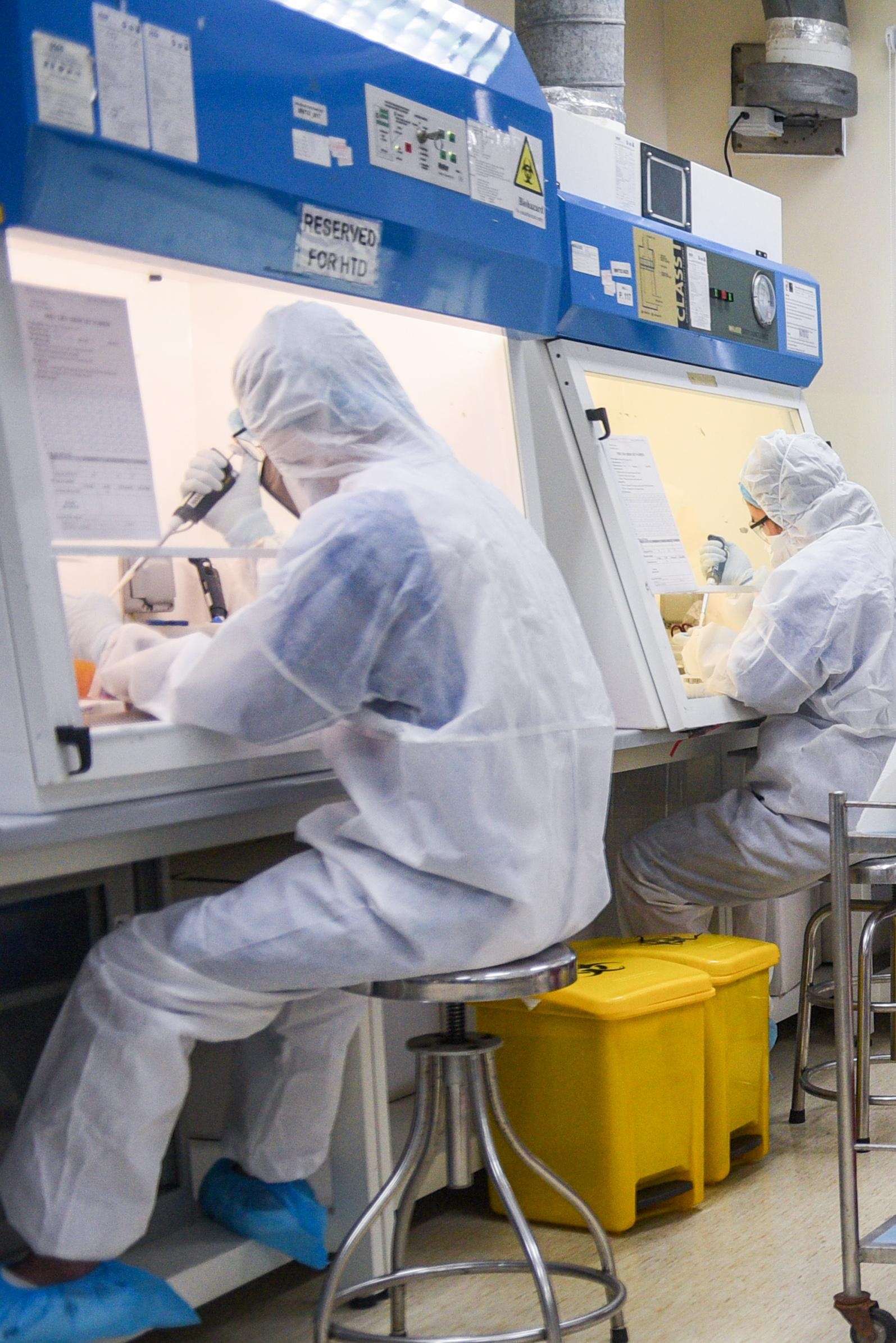 xet nghiem Covid-19 anh 10