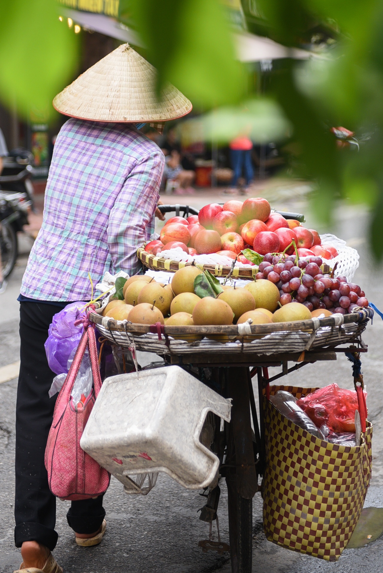 người bán hàng rong là "ký sinh trùng" ảnh 4 nguoi ban hang rong la "ky sinh trung" anh 4