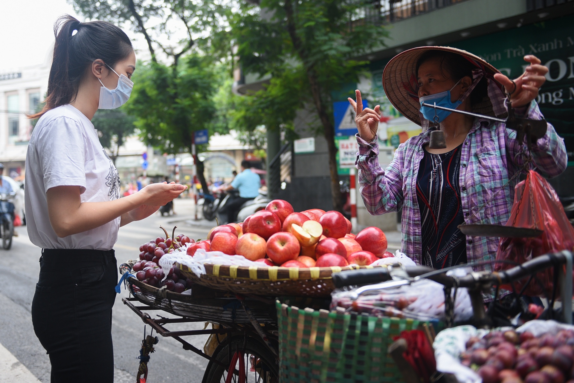 người bán hàng rong là "ký sinh trùng" ảnh 9 nguoi ban hang rong la "ky sinh trung" anh 9