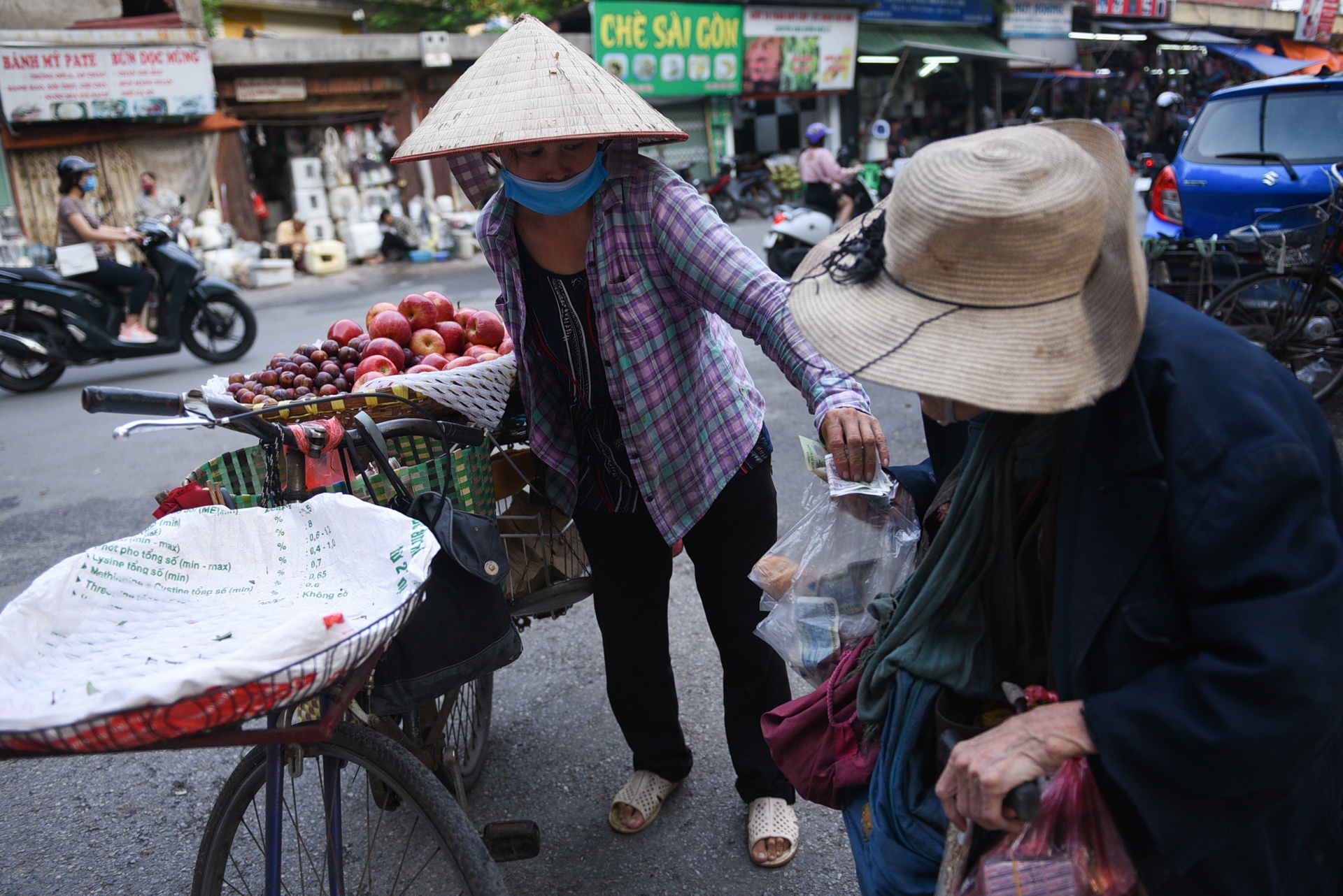 người bán hàng rong là "ký sinh trùng" ảnh 11 nguoi ban hang rong la "ky sinh trung" anh 11