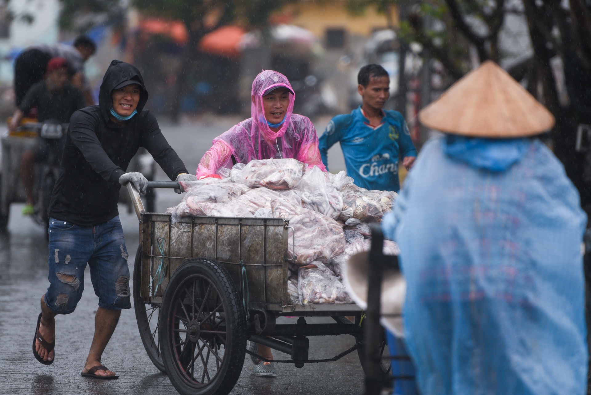 Da Nang chong bao so 5 anh 6