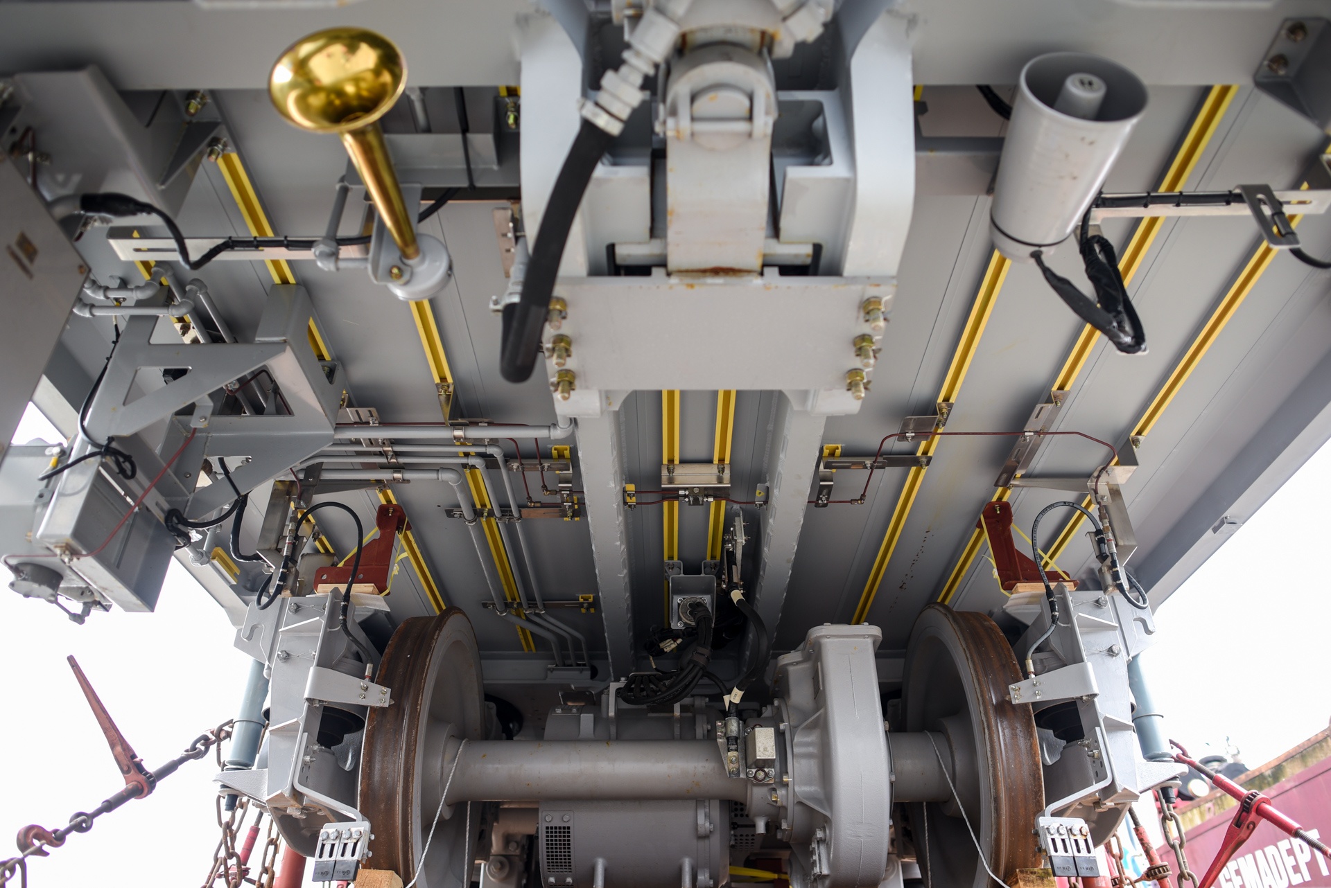 hinh anh tau metro so 1 anh 8