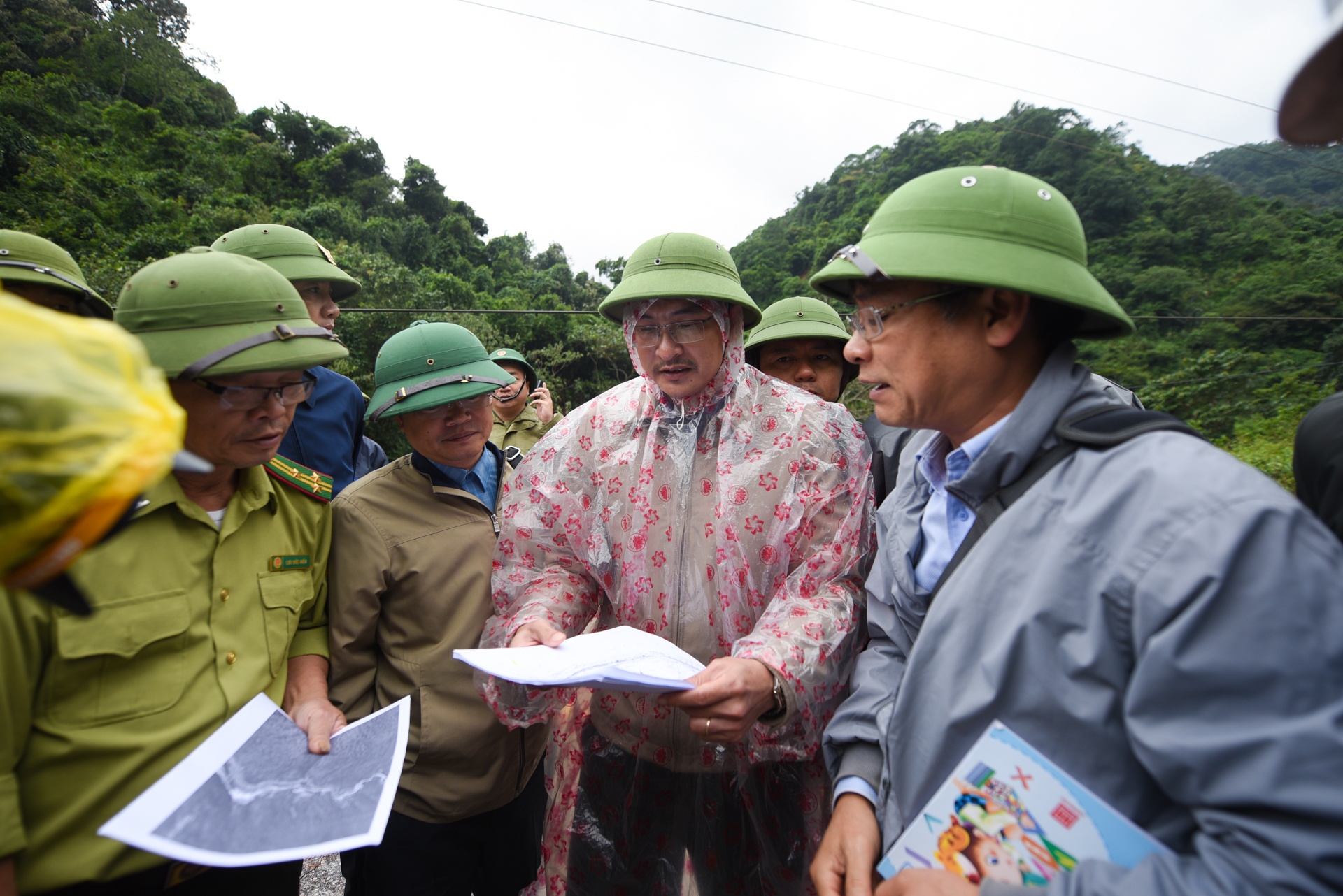 quoc lo 12A sat lo anh 9