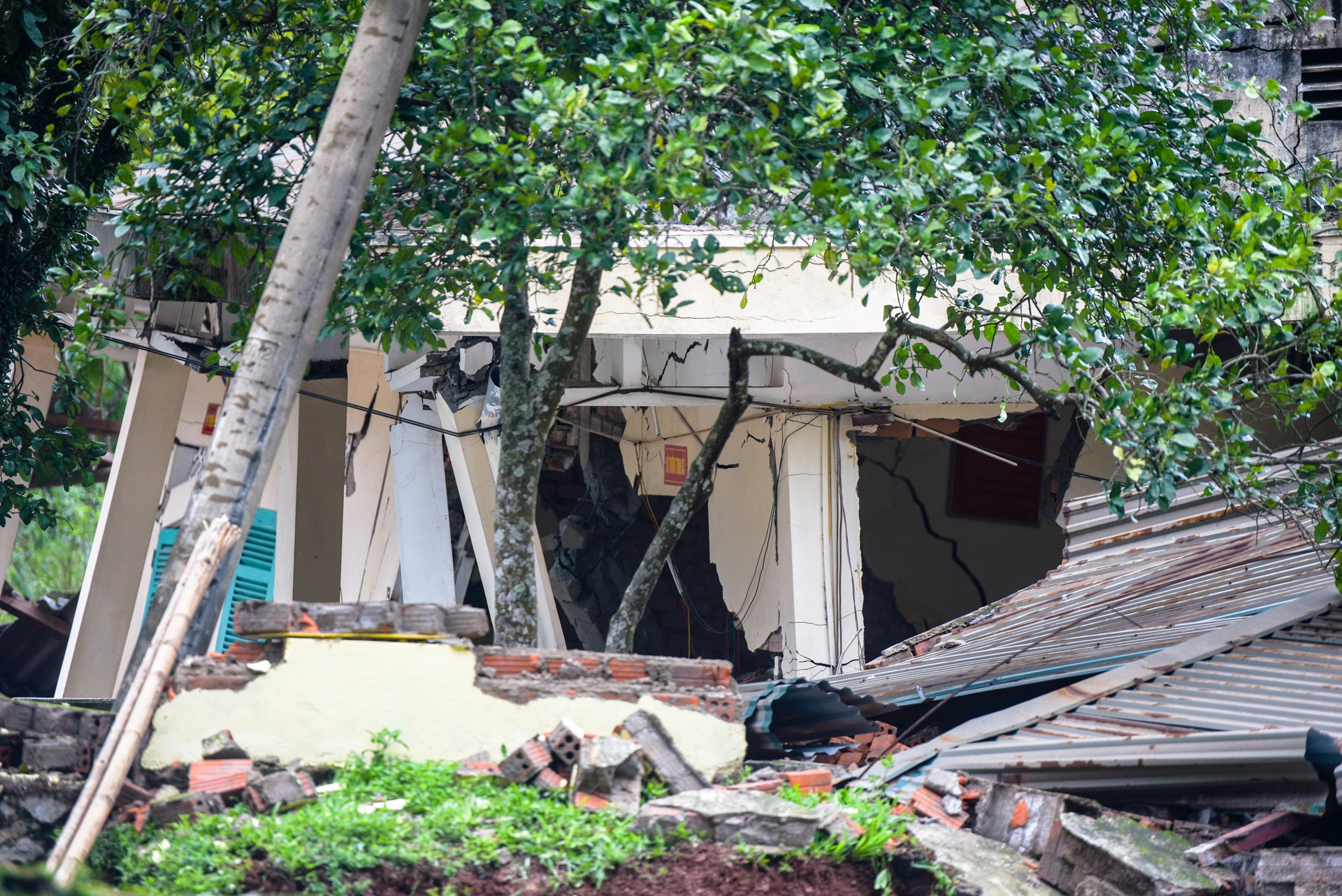 don bien phong sat lo anh 5