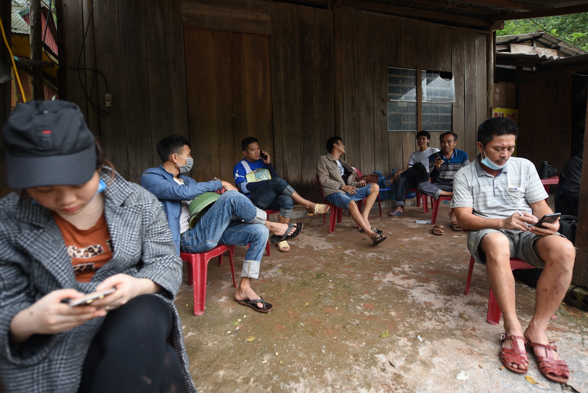 quoc lo 12A dut gay anh 9