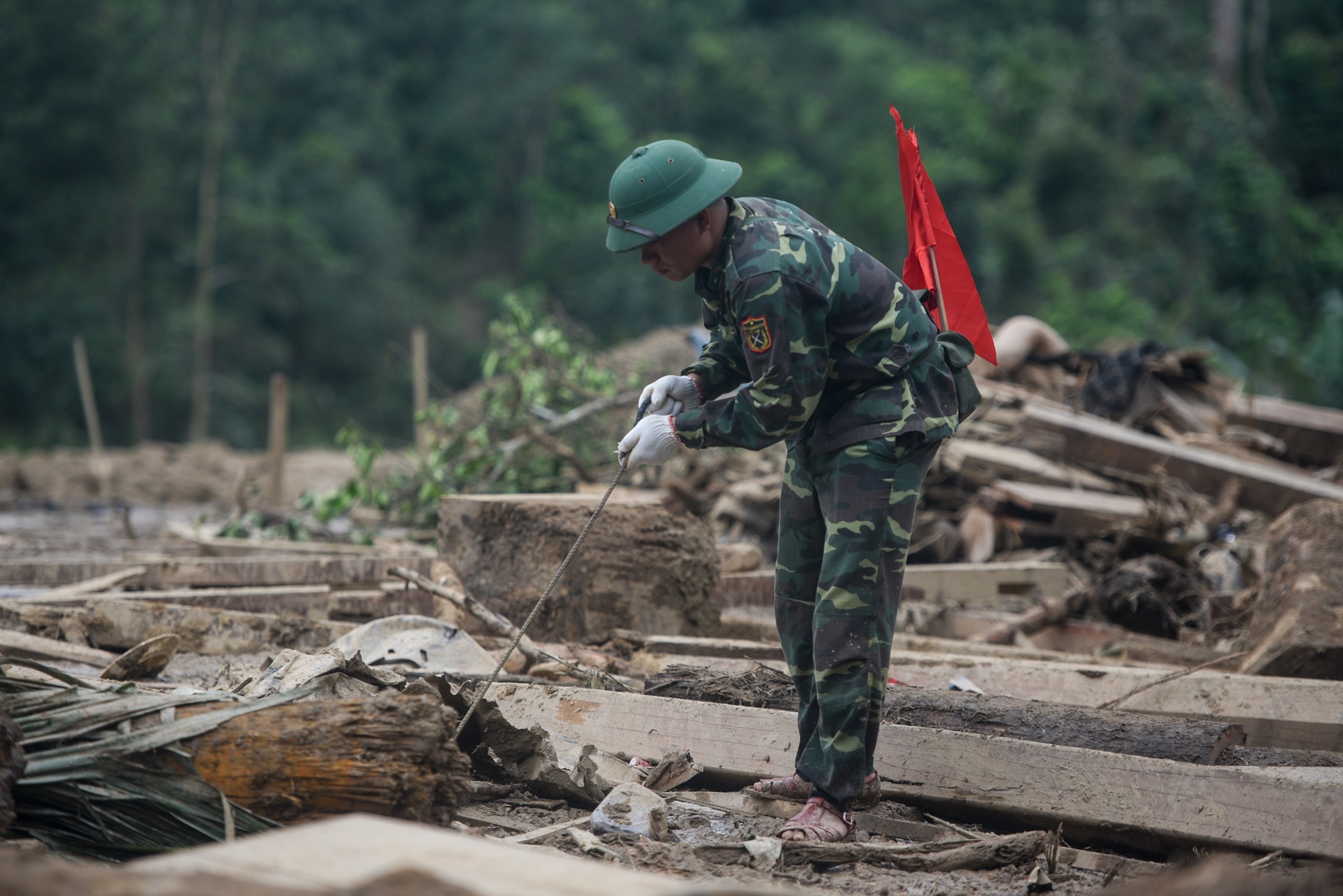 sat lo Tra Leng anh 4