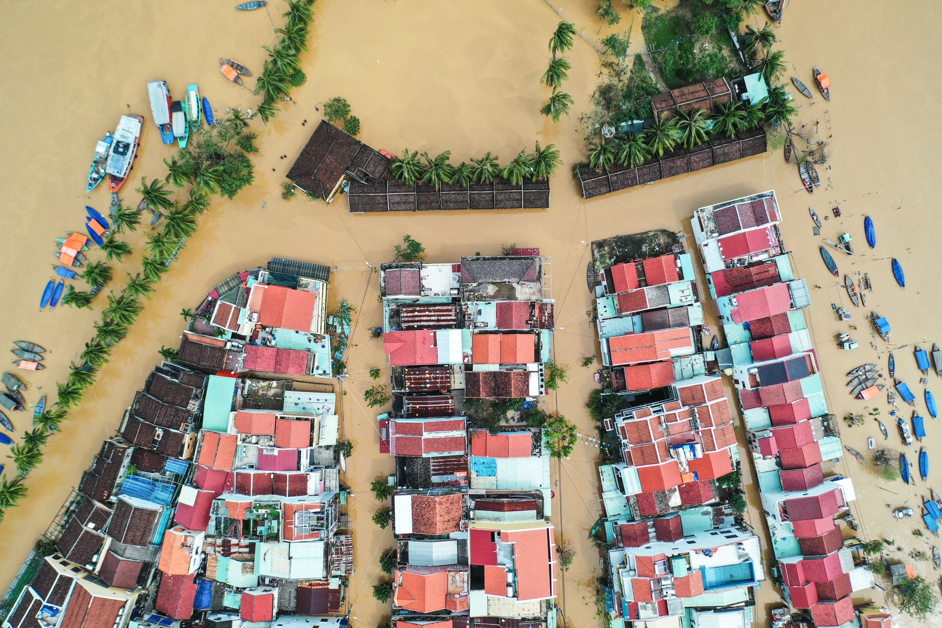 Hoi An ngap sau anh 10