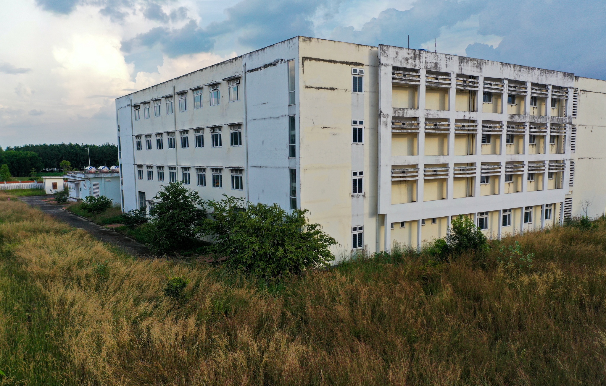 bo hoang benh vien tram ty anh 11