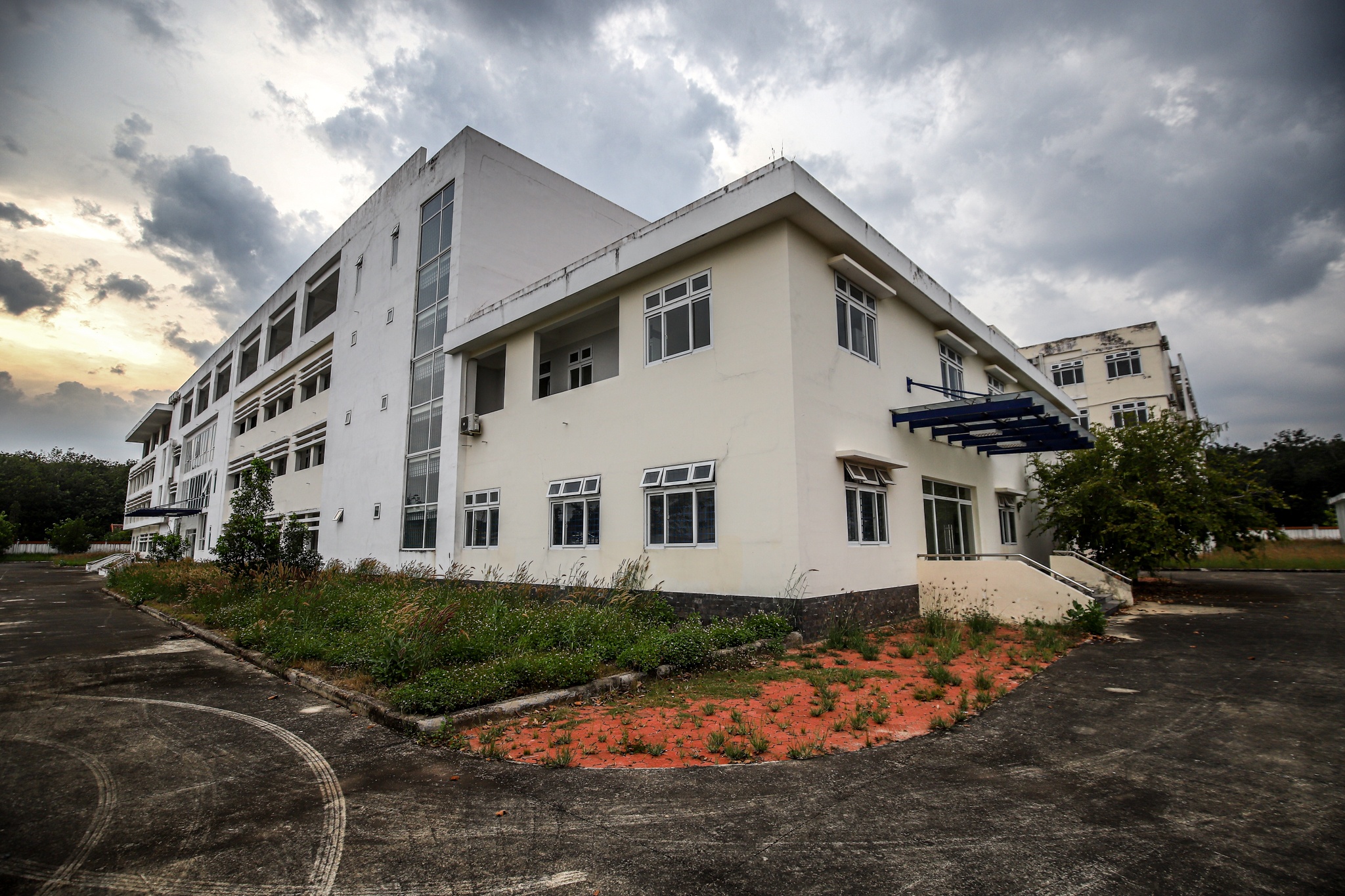 bo hoang benh vien tram ty anh 2